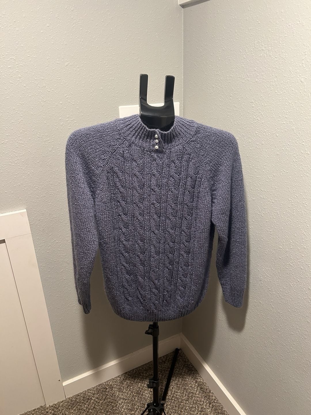Jennifer Moore Cable Knit Sweater Size M Blue Pearl Buttons Mock Neck 2