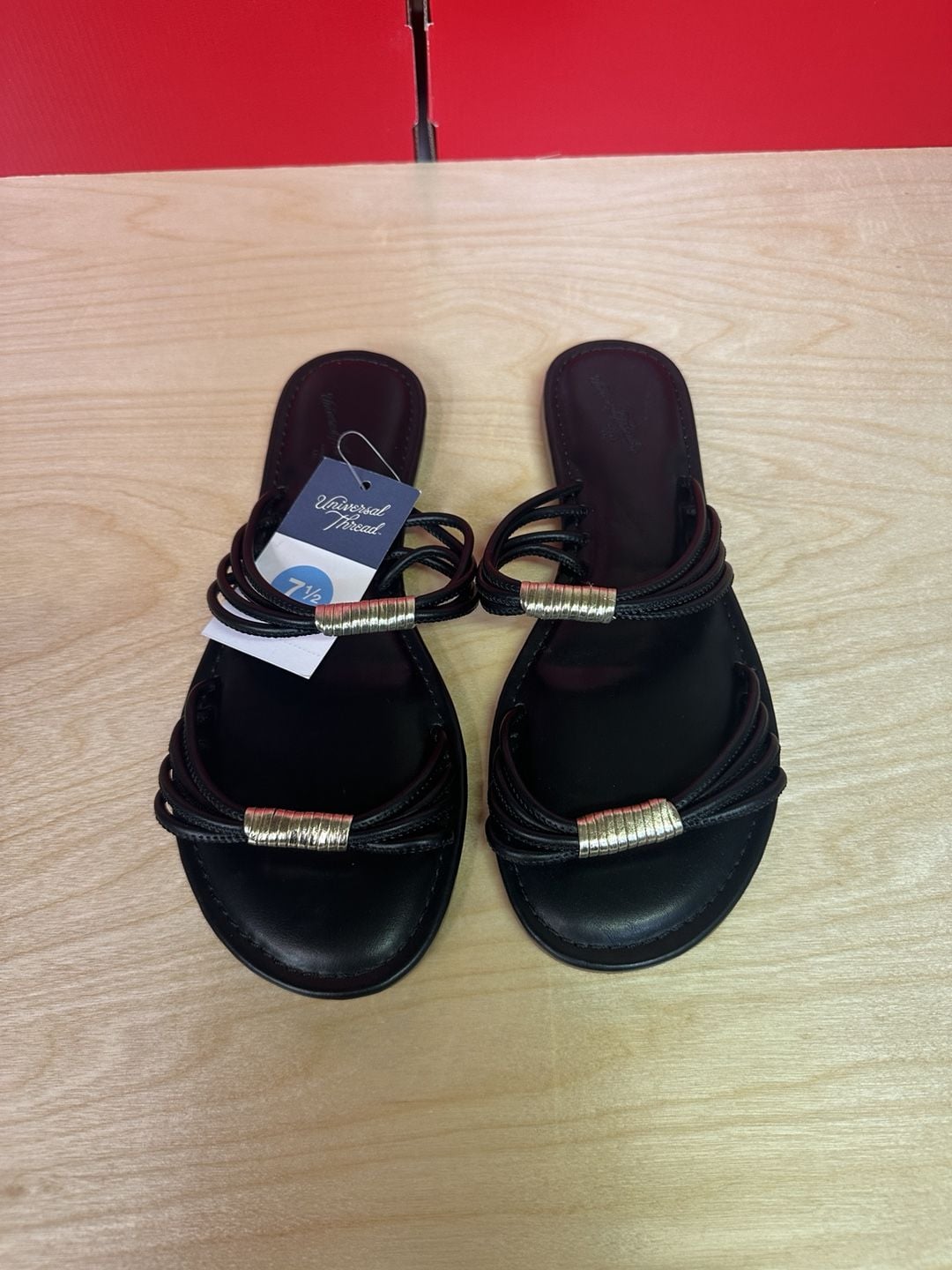 Universal Thread Sandals Size 7 1/2 Black 2