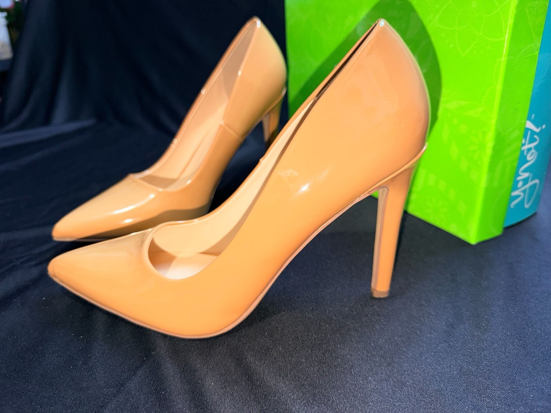 Product thumbnail 4