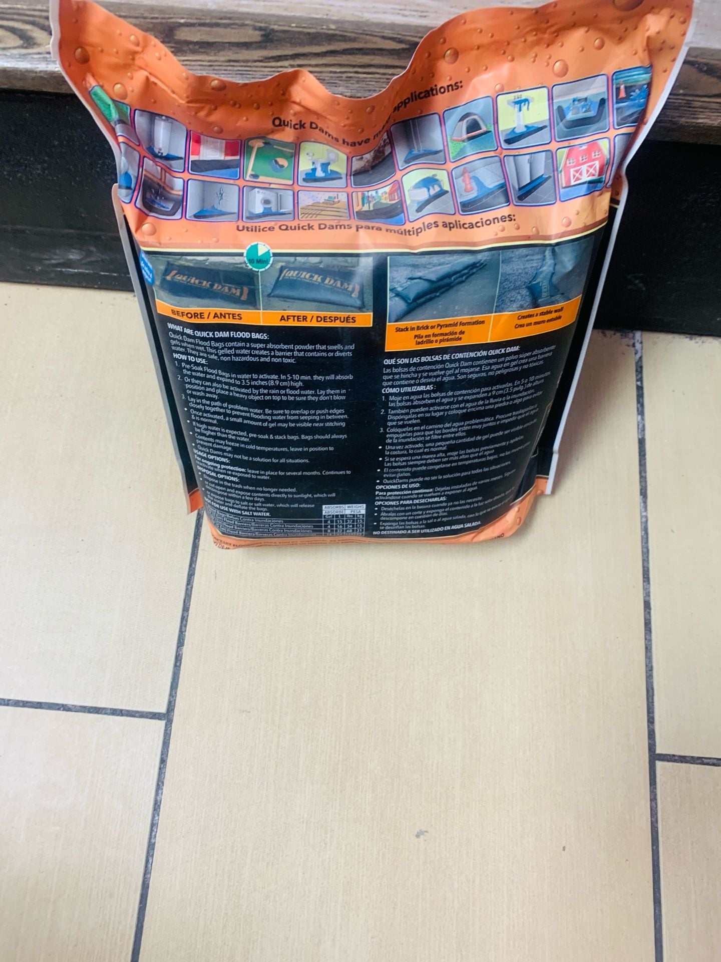 Quick Dam Flood Bags Water Barriers 6 Pack 2
