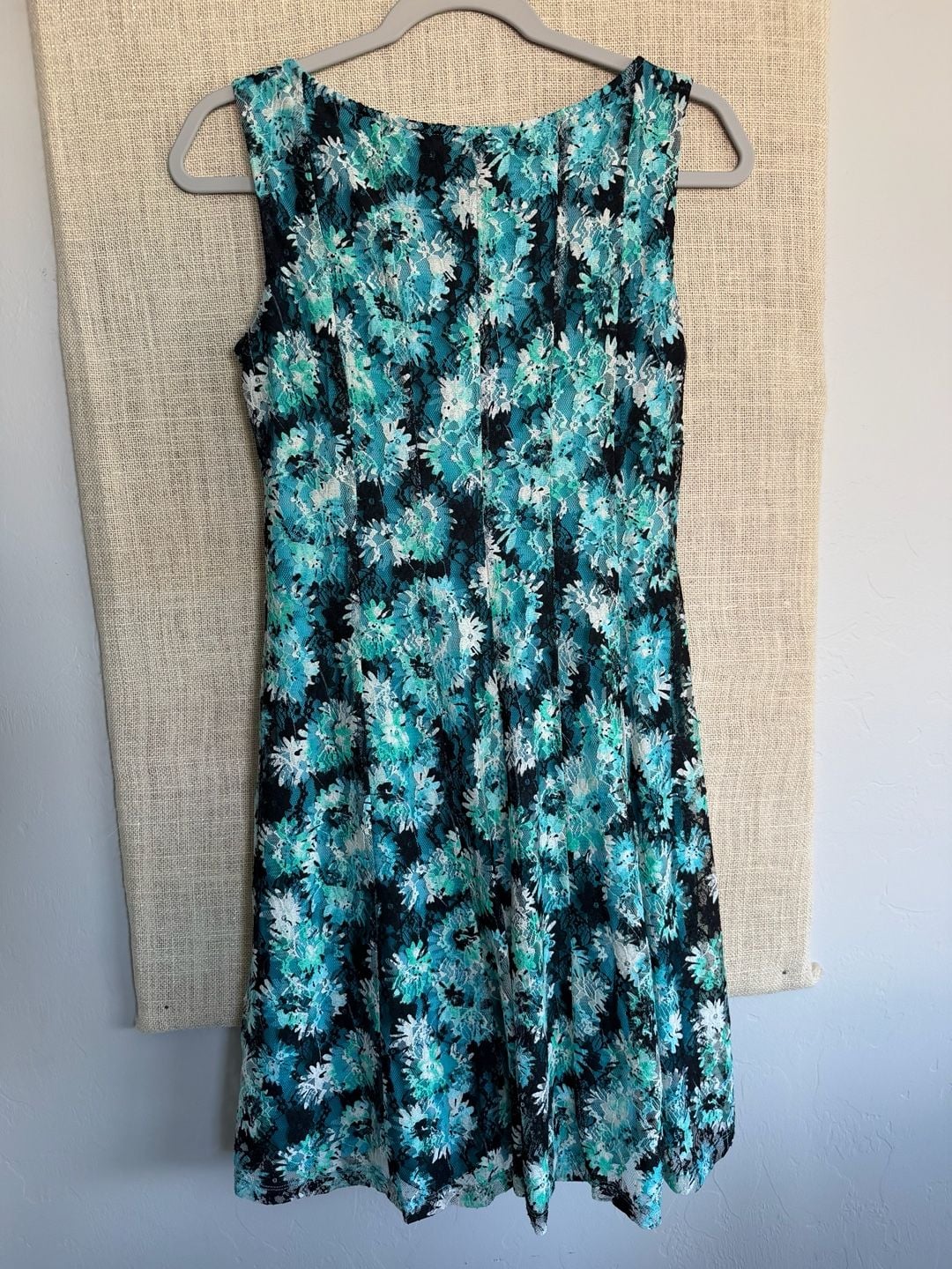 Perceptions Petite Dress Size PS Blue Floral Lace Sleeveless 9