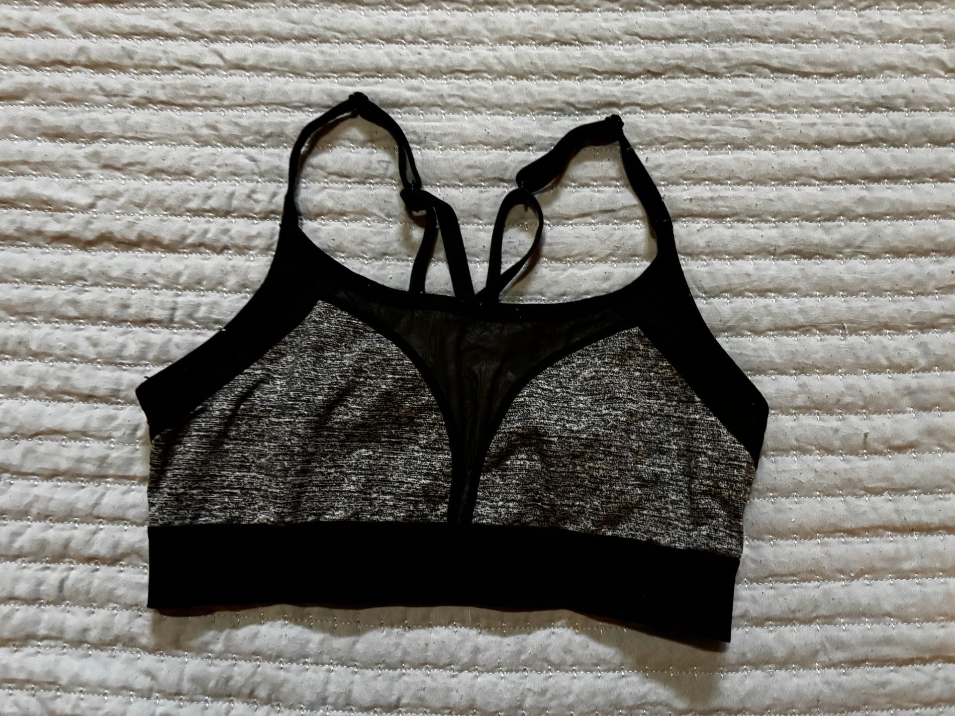 Victoria's Secret Pink Sports Bra L/G Gray Black Mesh Strappy 2