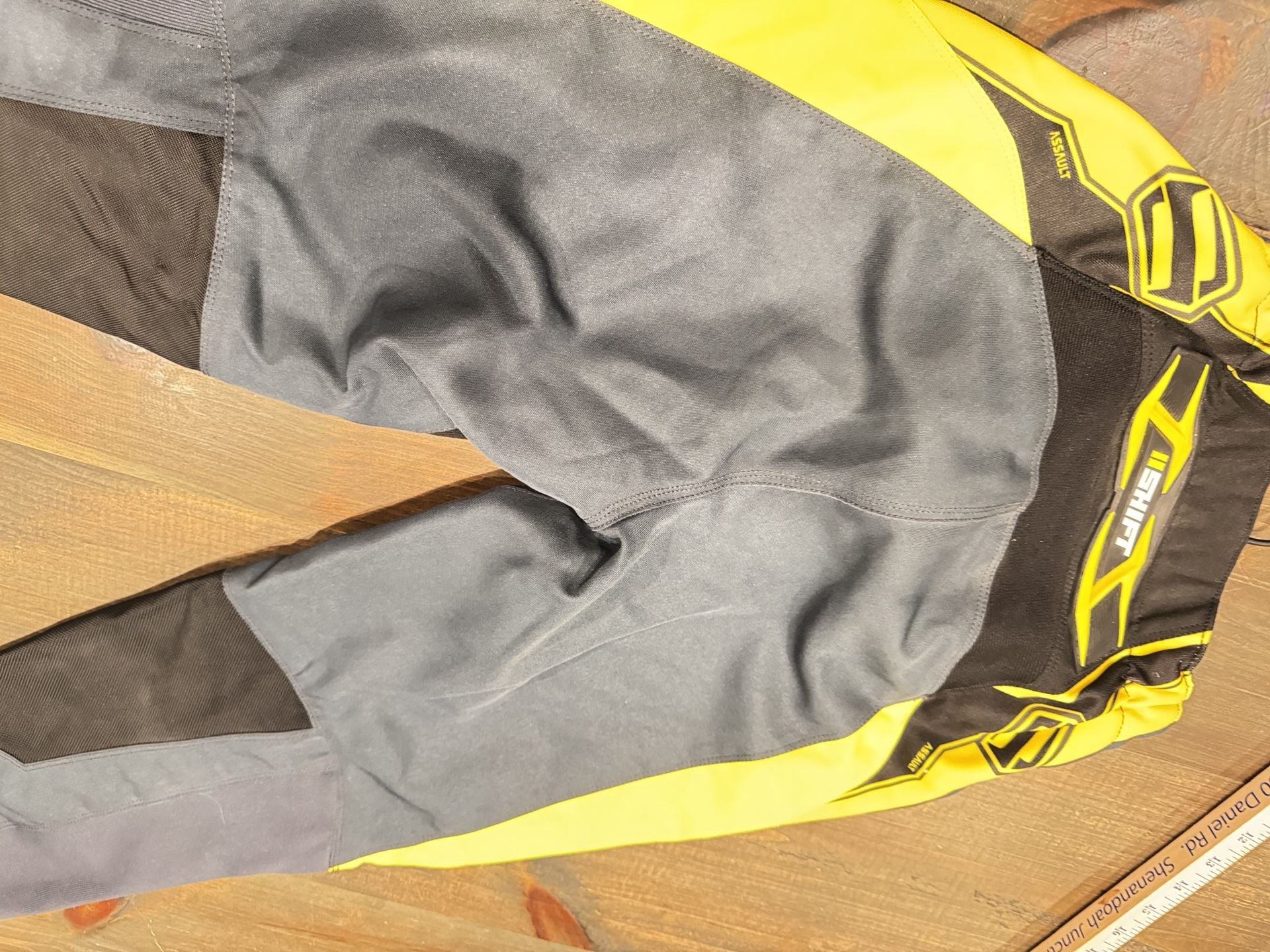 Shift Racing Assault Motocross Pants Gray Yellow Size 28 16