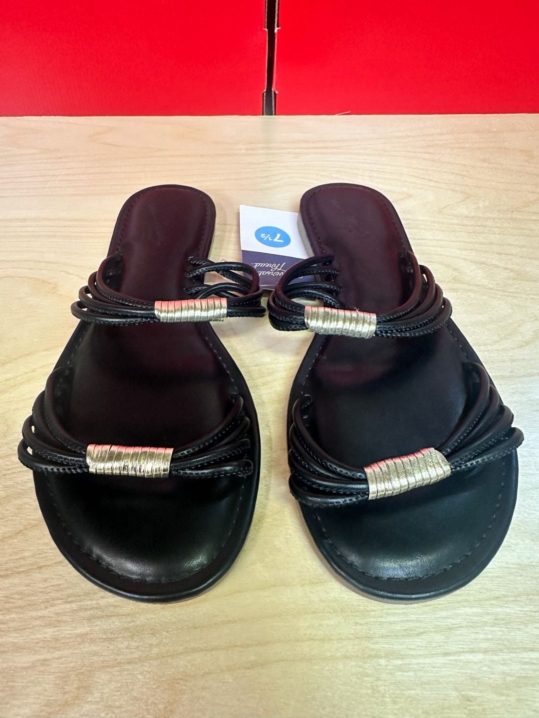 Universal Thread Sandals Size 7 1/2 Black 4