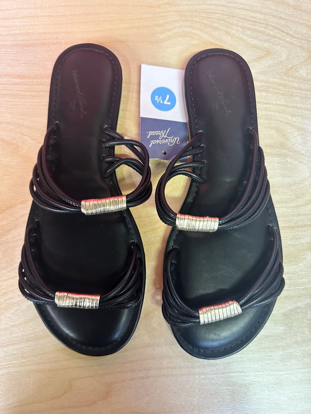 Universal Thread Sandals Size 7 1/2 Black 5