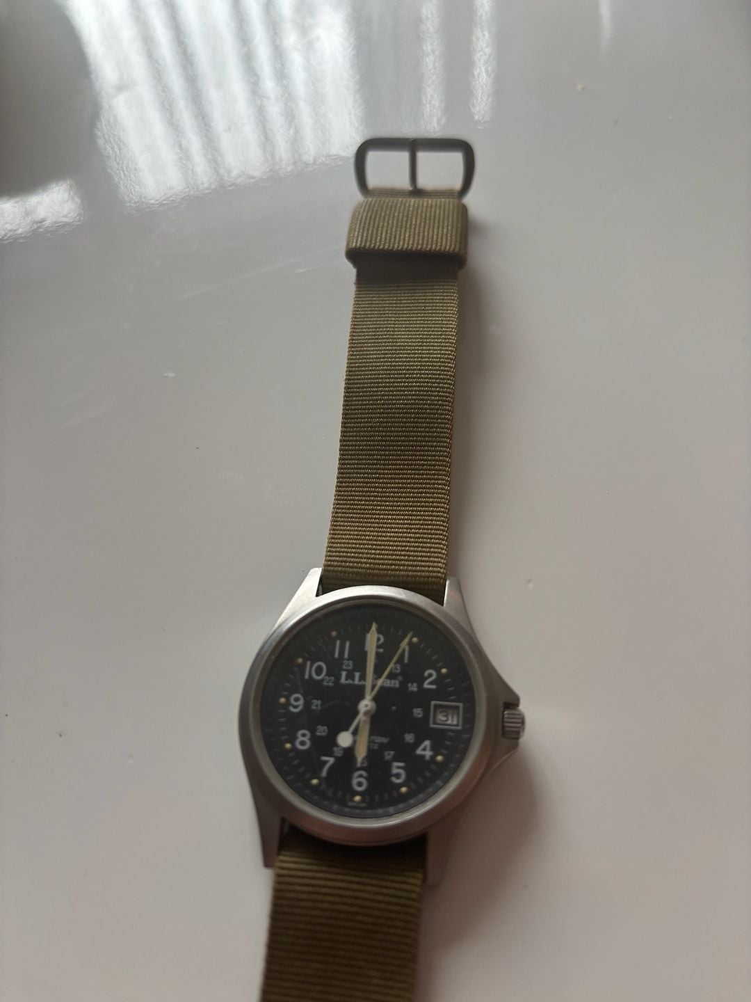 1980s Rare L.L. Bean Field Watch Green Canvas Army Strap
Send offers!
(needs replacement battery) 5
