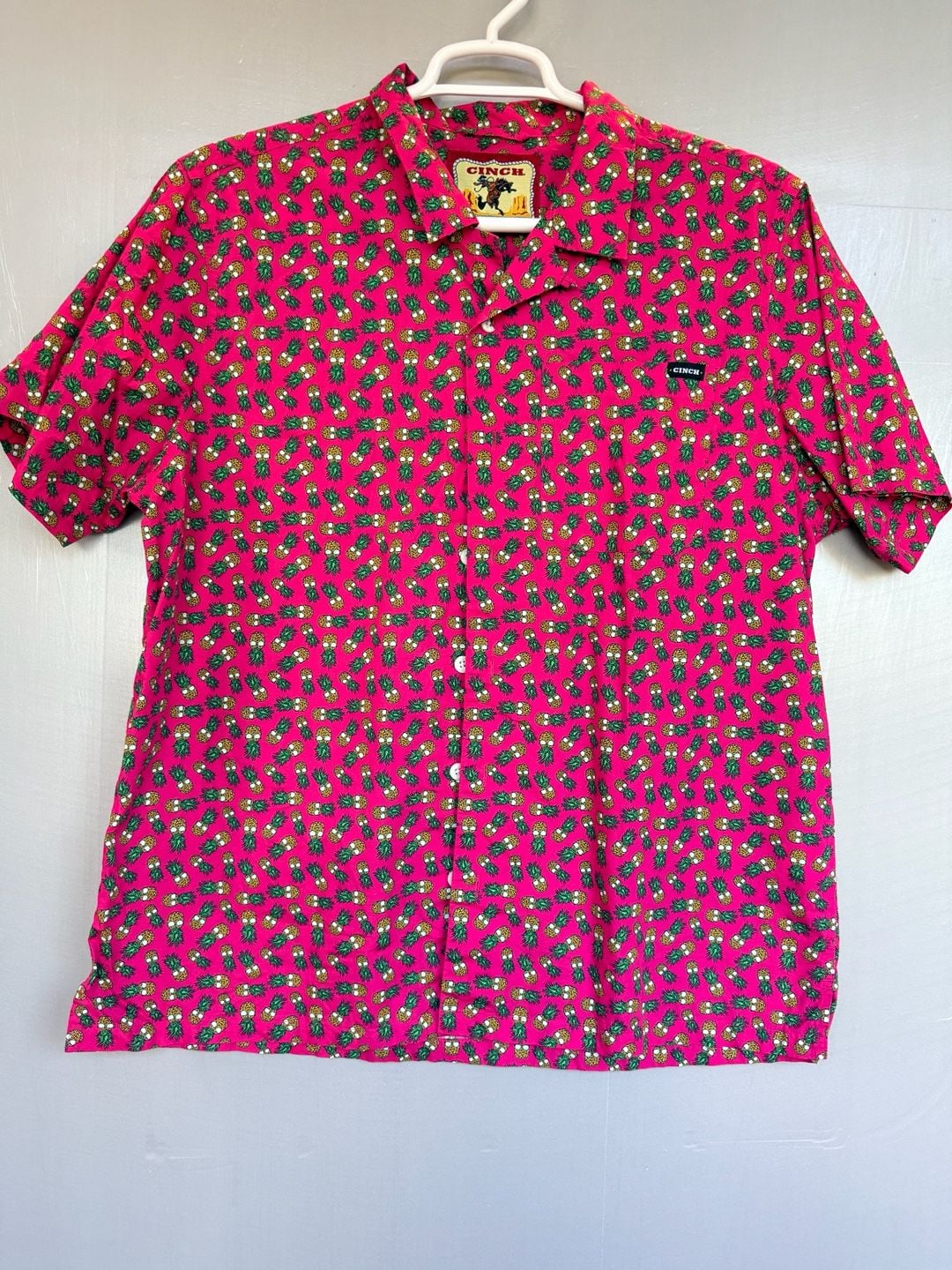 Cinch Pink Pineapple Print Short Sleeve Button Down Shirt Size L 2