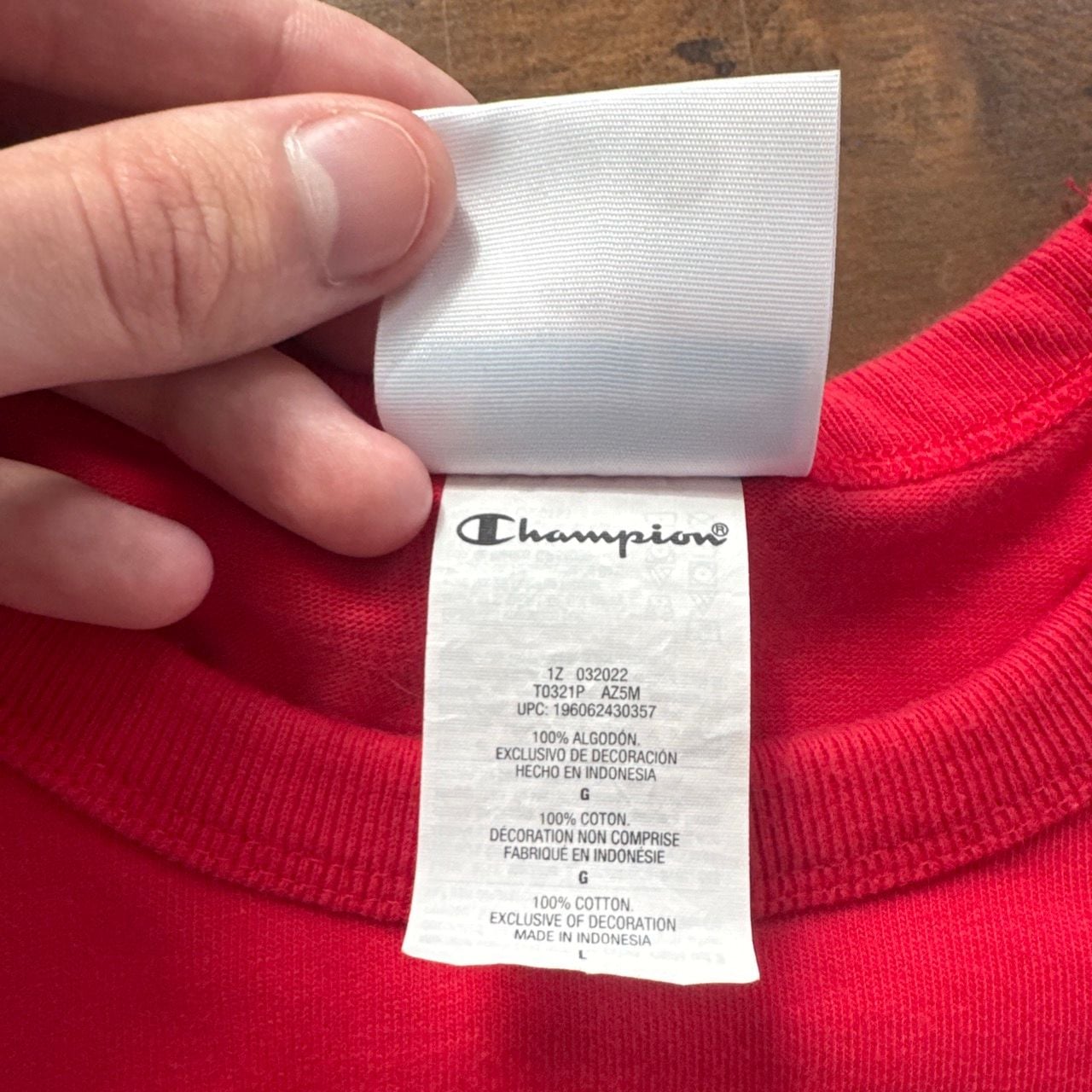 Champion Colorblock Embroidered Logo T-Shirt Size Large 4