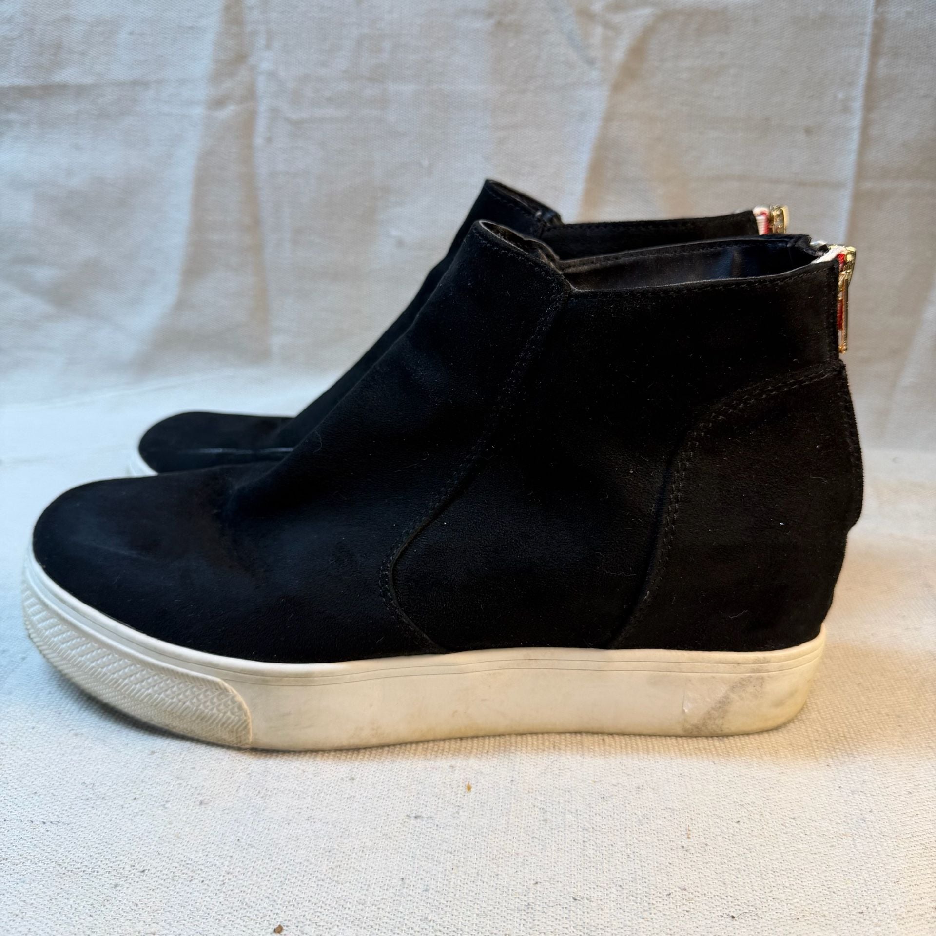 Steve Madden Wedge Sneakers Black Suede Size 8 6