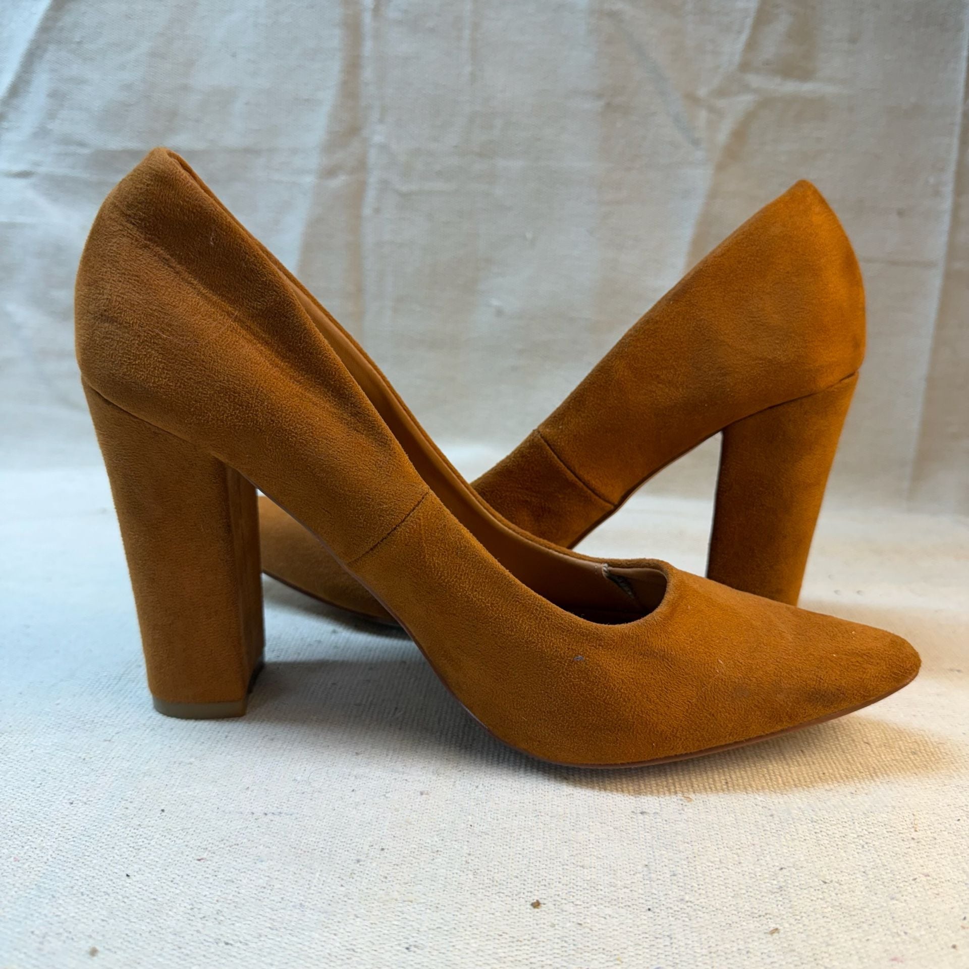 Suede Chunky Heel Pumps Tan 2