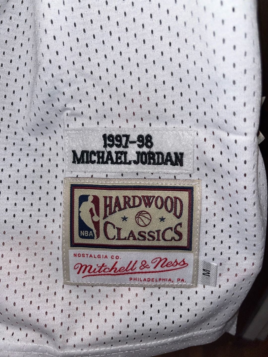 Mitchell & Ness Michael Jordan Bulls Jersey Size M 3