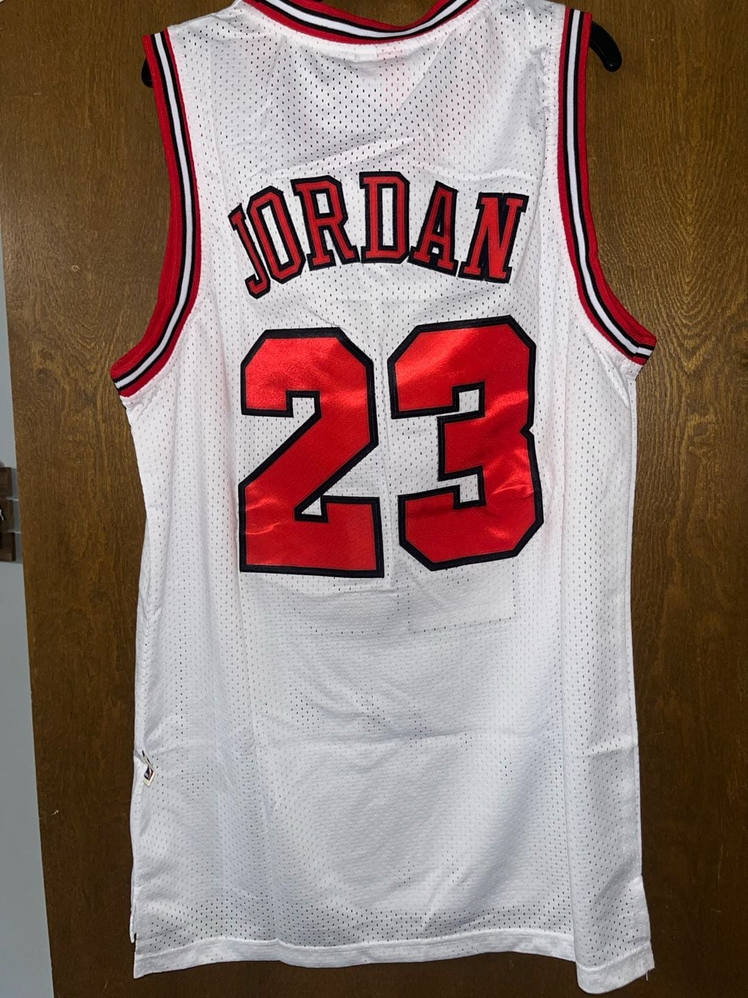 Mitchell & Ness Michael Jordan Bulls Jersey Size M 5