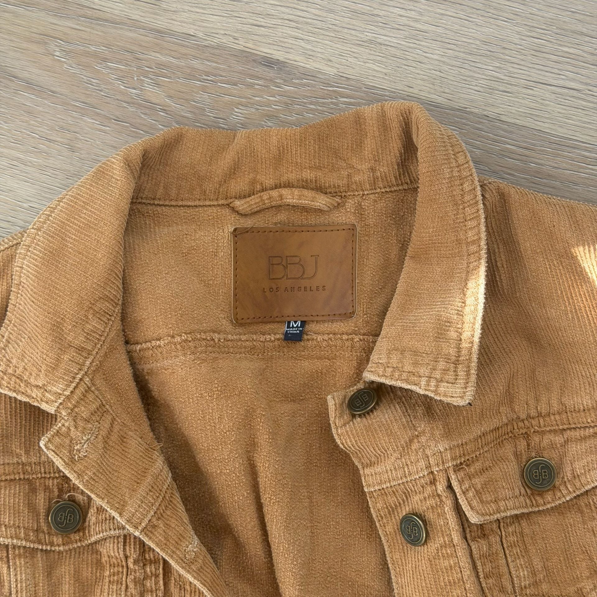 Product thumbnail 3