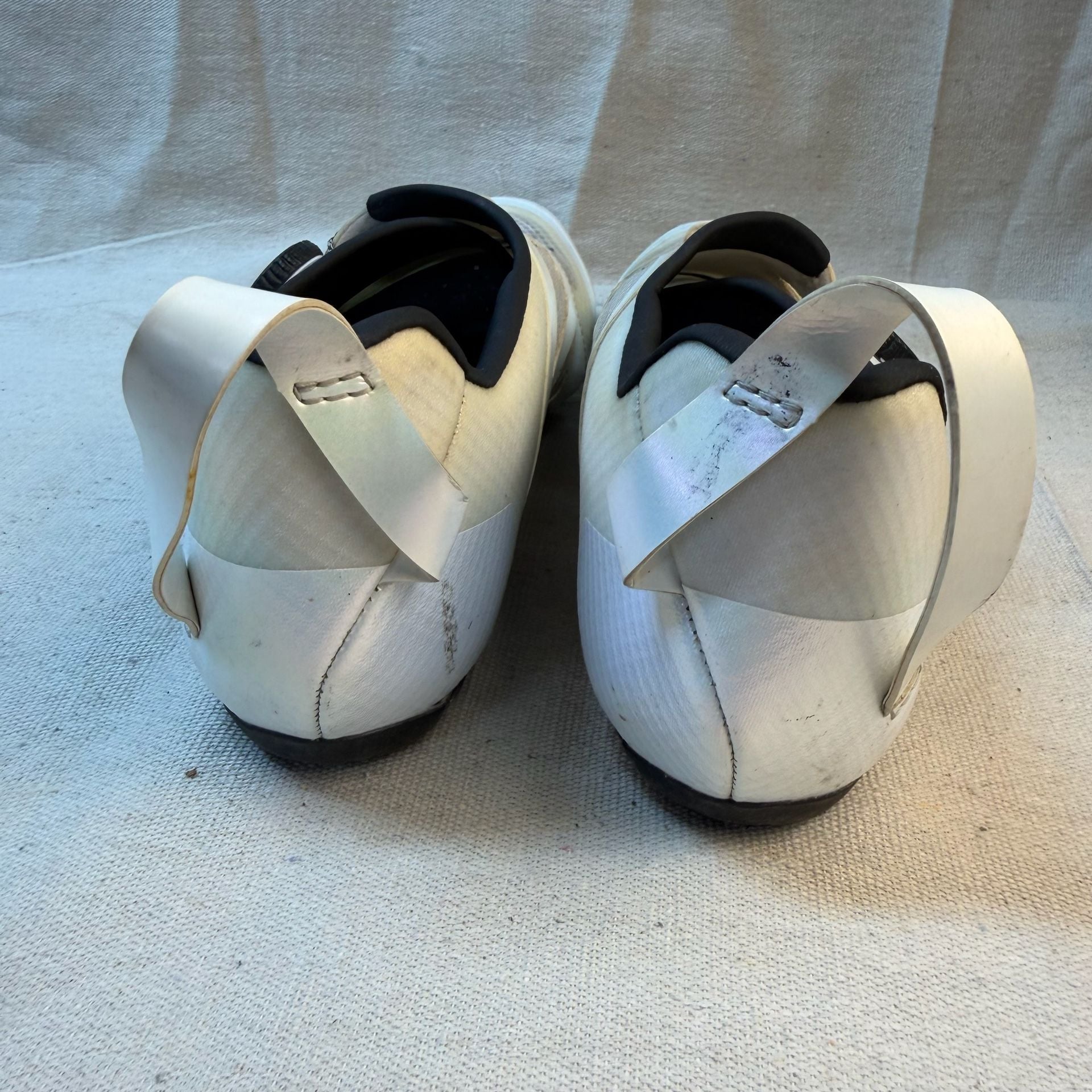 Pearl Izumi Cycling Shoes Size 44.5 White BOA Closure 6