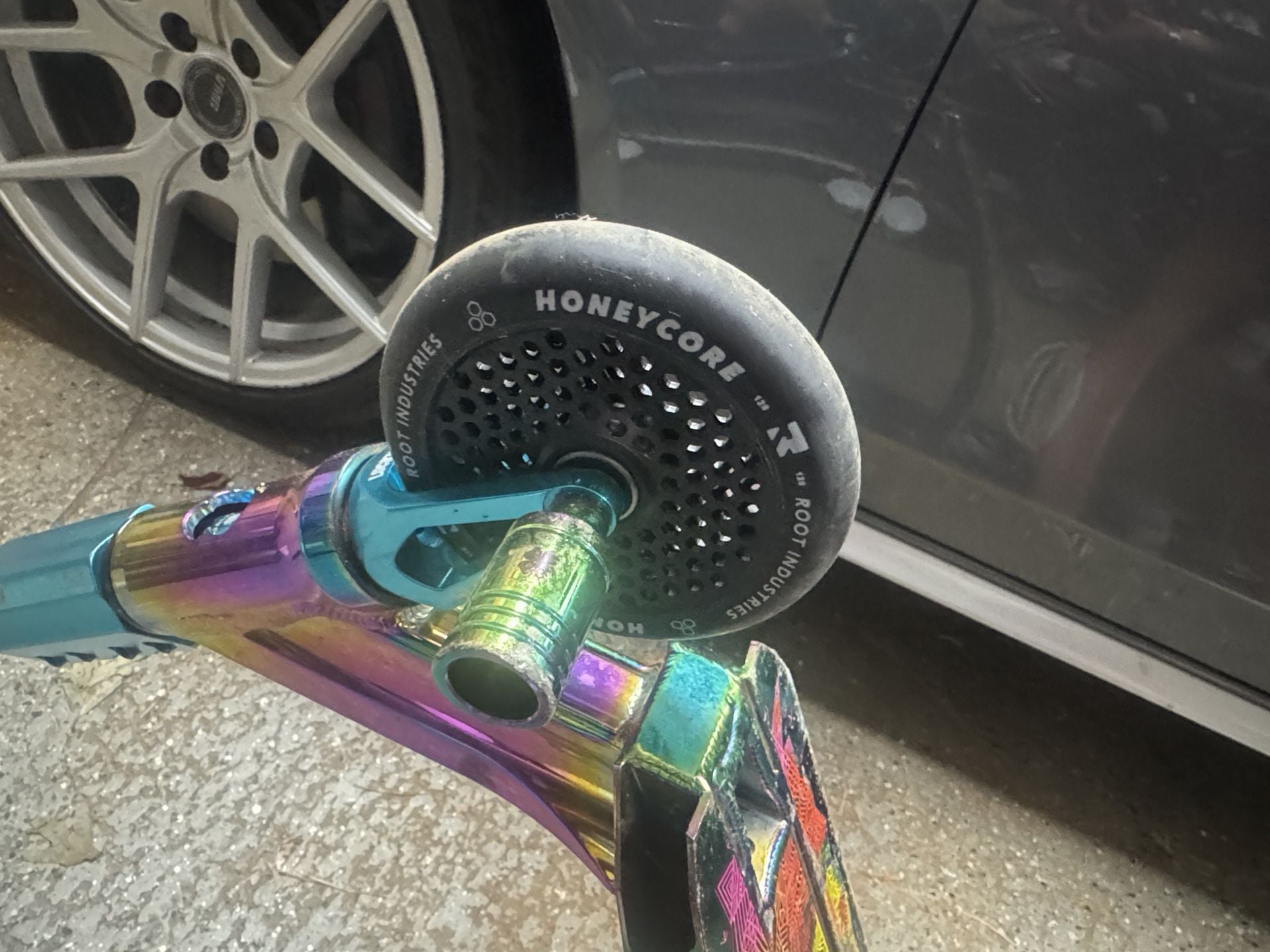 Lucky Pro Scooter Neo Chrome Titanium Bars Stunt Scooter 3