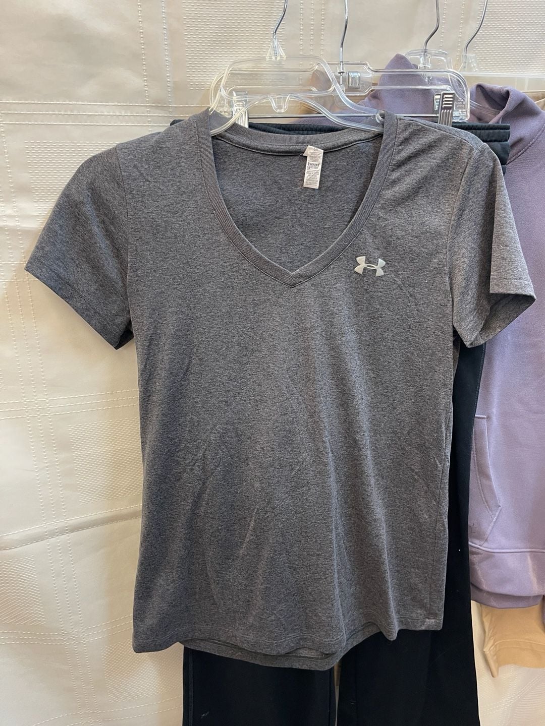 9pc Women’s S Small 4-6 Bundle Nike Under Armour Athletic Clothing Tops Bottoms  7