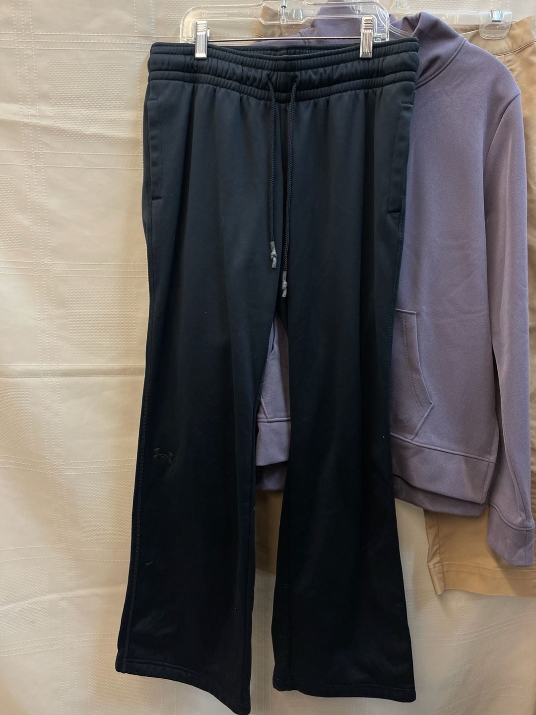 9pc Women’s S Small 4-6 Bundle Nike Under Armour Athletic Clothing Tops Bottoms  8