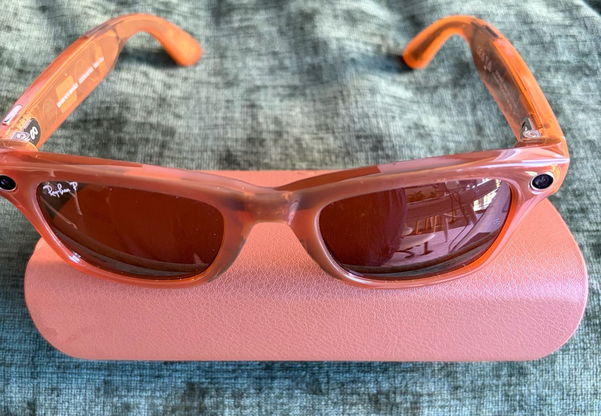 Ray-Ban Meta Wayfarer Smart Sunglasses Brown P 2