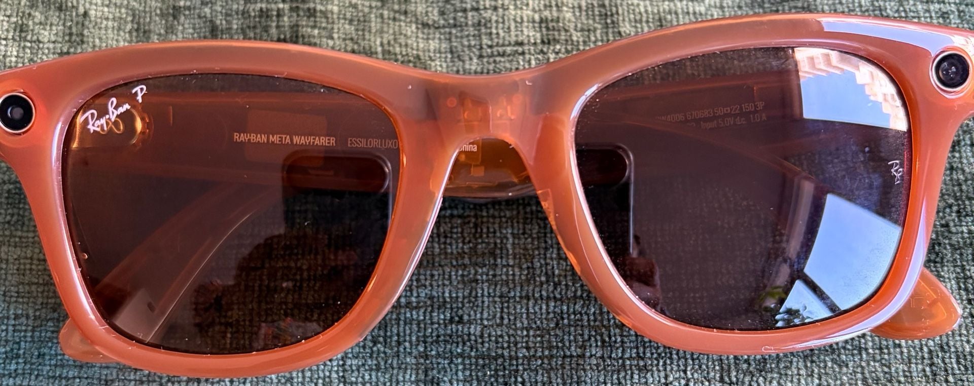 Ray-Ban Meta Wayfarer Smart Sunglasses Brown P 9