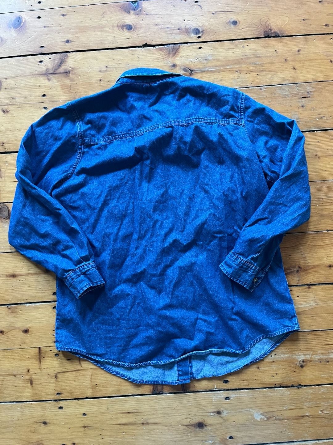 Bobbie Brooks Embroidered Denim Shirt Size Medium 8/10 Long Sleeve y2k 3