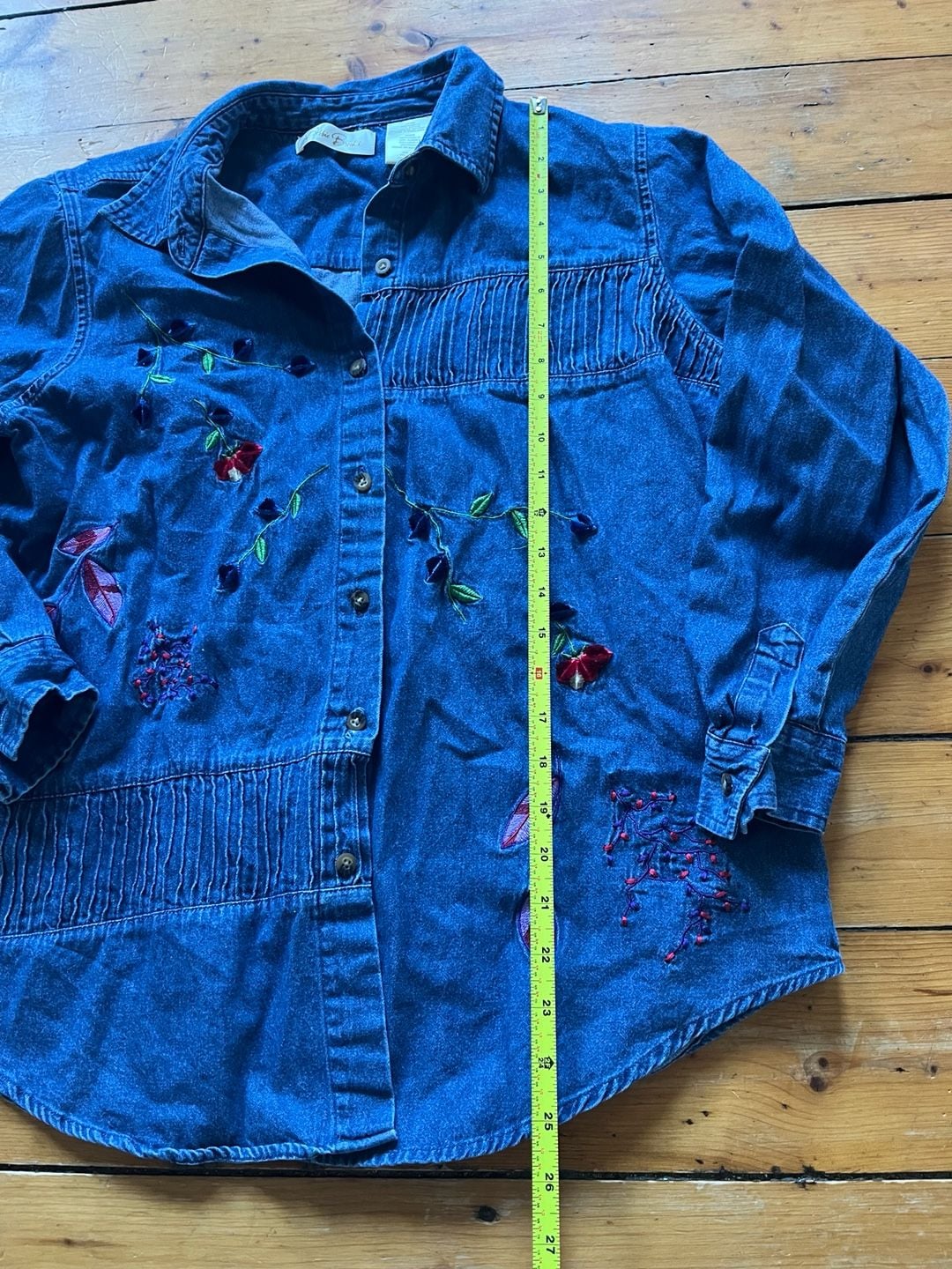 Bobbie Brooks Embroidered Denim Shirt Size Medium 8/10 Long Sleeve y2k 5
