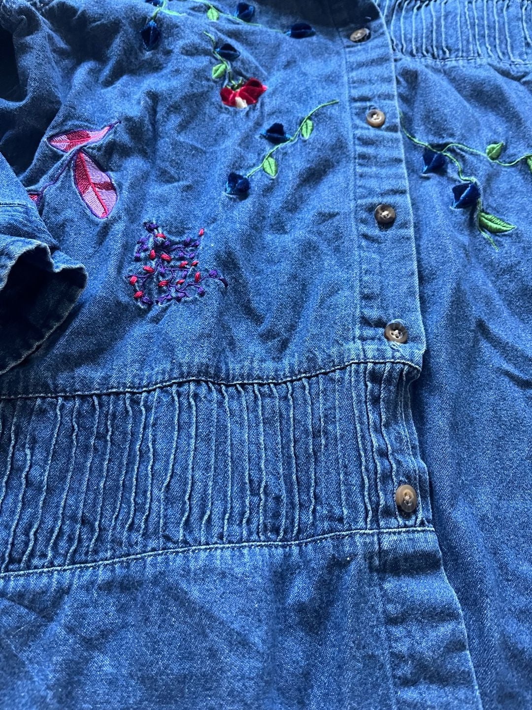 Bobbie Brooks Embroidered Denim Shirt Size Medium 8/10 Long Sleeve y2k 7