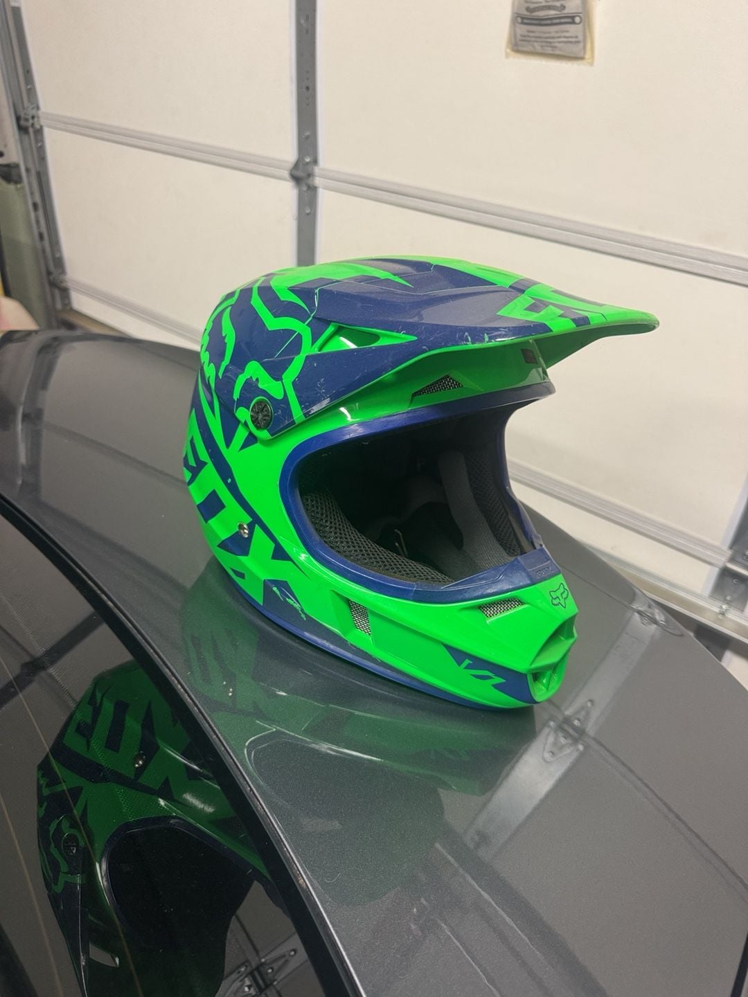 Fox V1 Youth Medium Dirt Bike Helmet YM 49-50cm Green Blue Off-Road Motocross 5