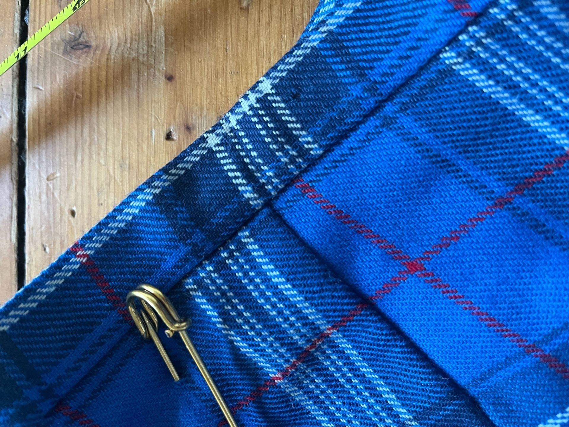 Edinburgh Woollen Mill 70s/80s Vtg Tartan Pleated Wool Kilt Skirt Blue Plaid 20 8