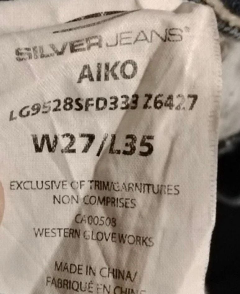 Silver Jeans Co. Suki Bootcut Distressed Jeans Size 28 4