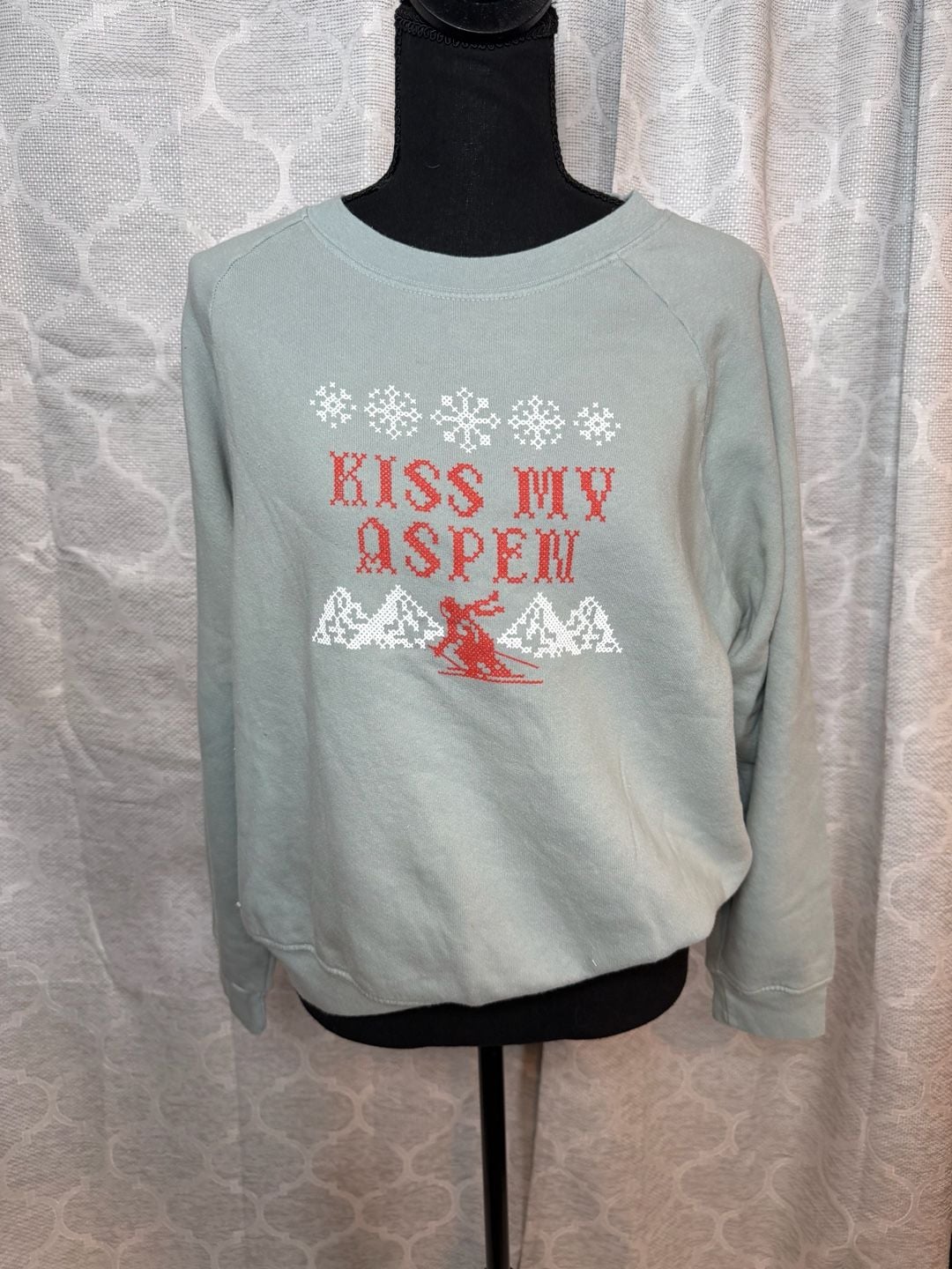 Daydreamer Graphic-Kiss My Aspen Sweatshirt Size M Green 2