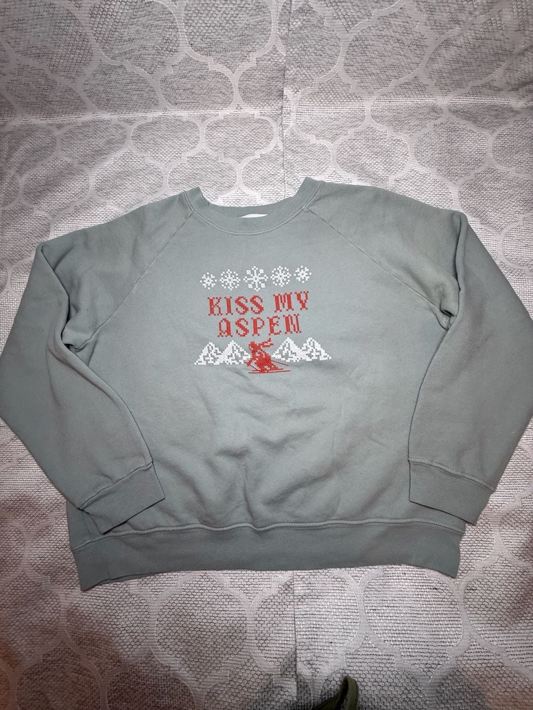 Daydreamer Graphic-Kiss My Aspen Sweatshirt Size M Green 11
