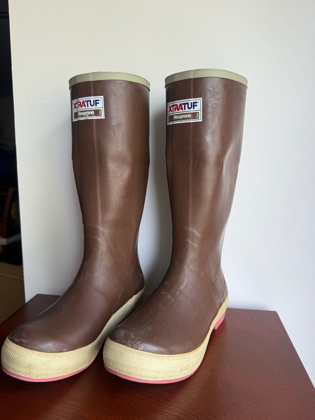 Xtratuf 15" Legacy Fire Weed Boots Size 9M Brown Pink 7
