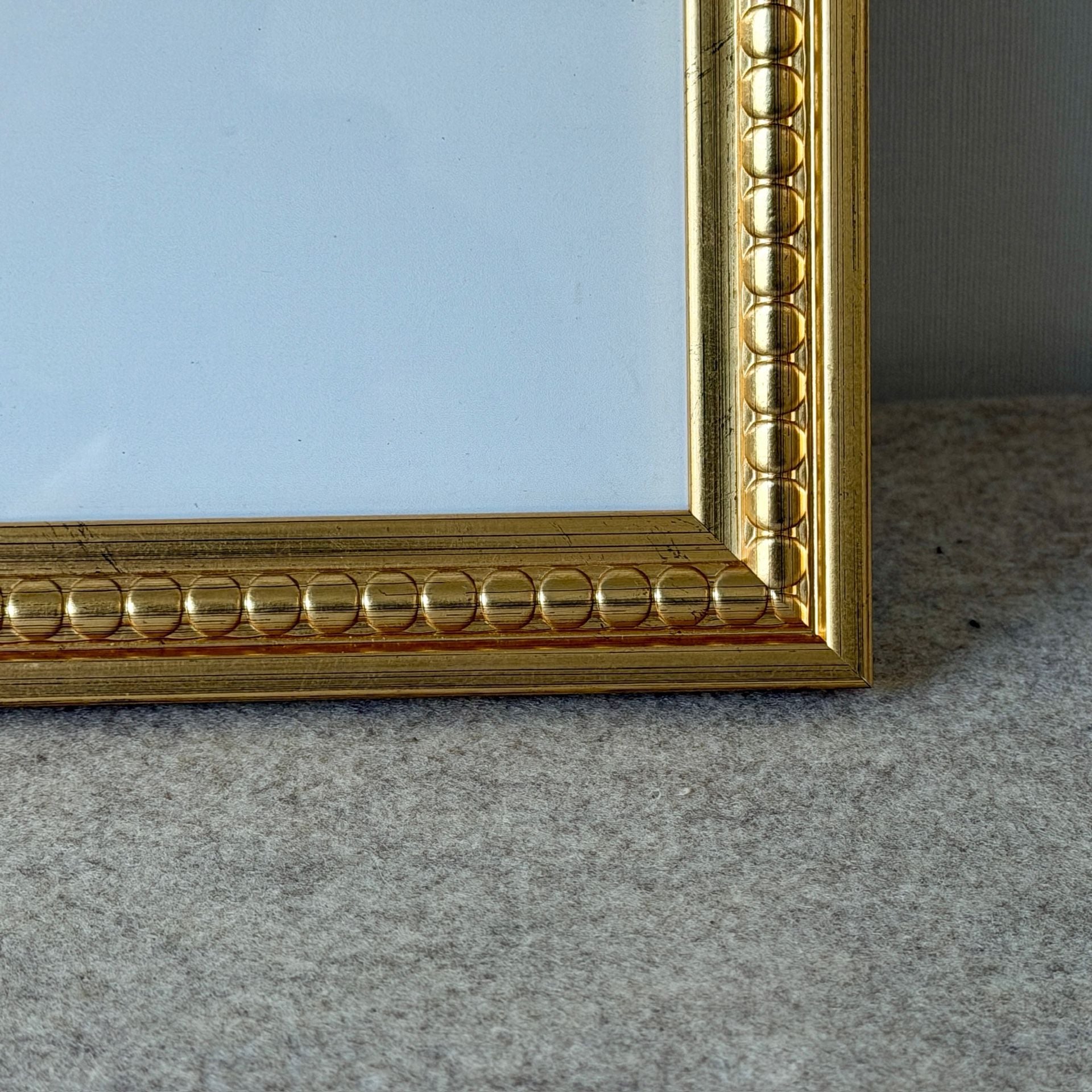 Minimalist Line Art Print Gold Beaded Frame #113 2