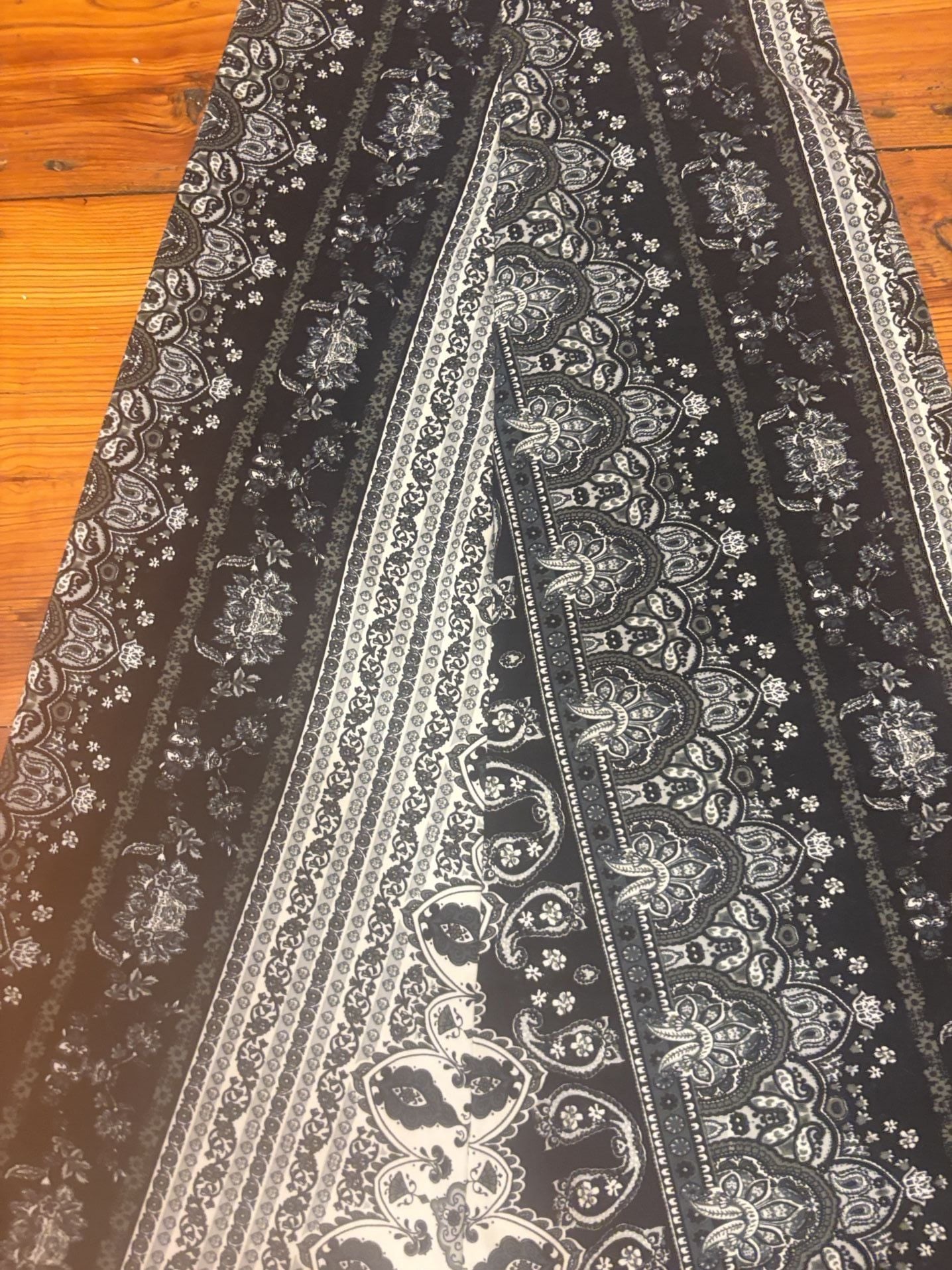 Boho Black White Paisley Floral Print Fitted Long Skirt 3