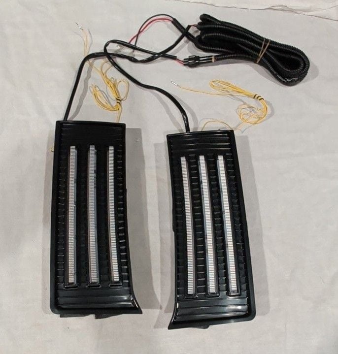 Toyota Tundra 2022+ LED Vertical Daytime Running Lights 2PCS 1