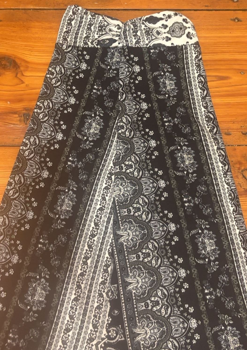 Boho Black White Paisley Floral Print Fitted Long Skirt 4