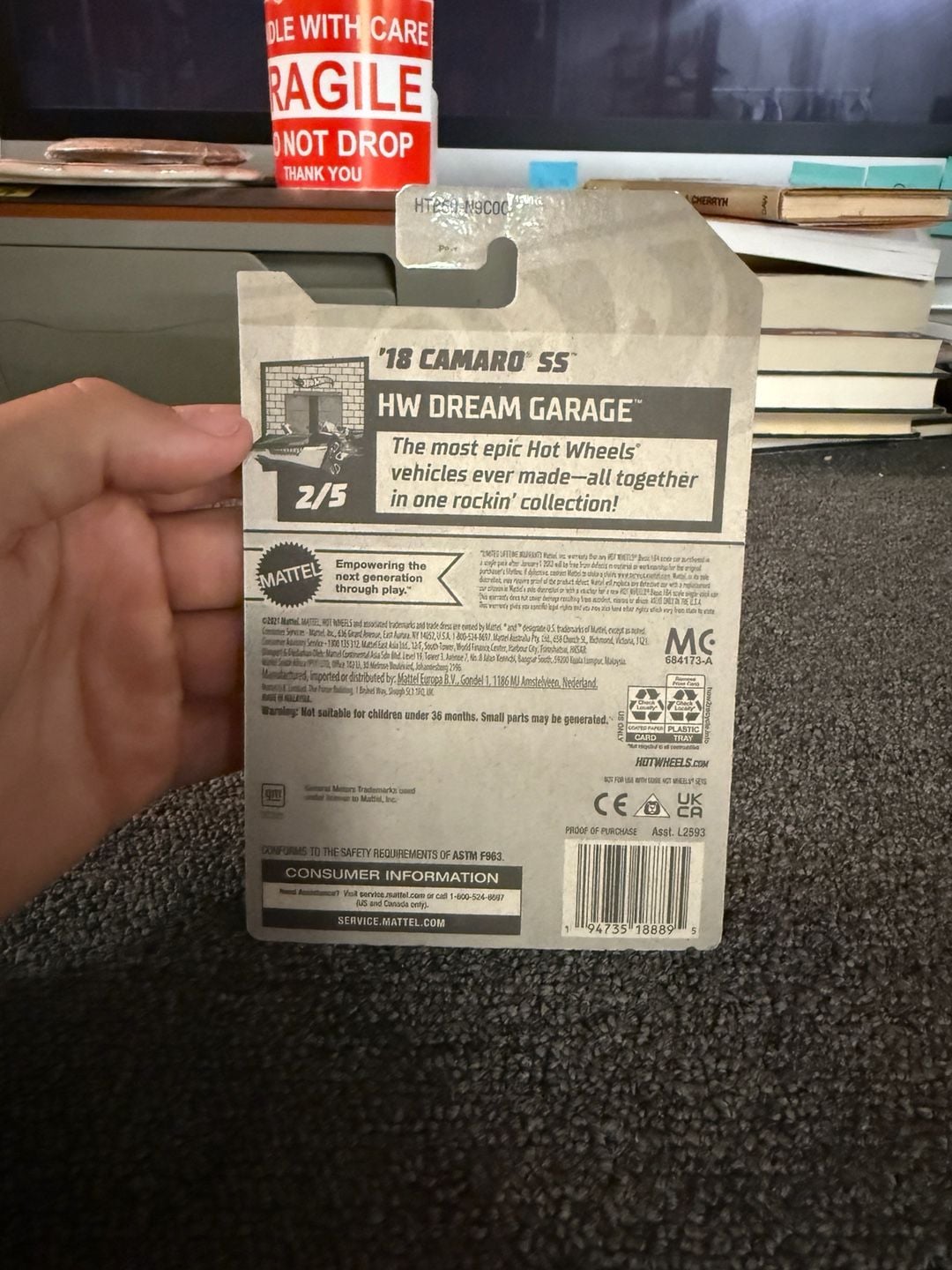 Hot Wheels '18 Camaro SS HW Dream Garage 3