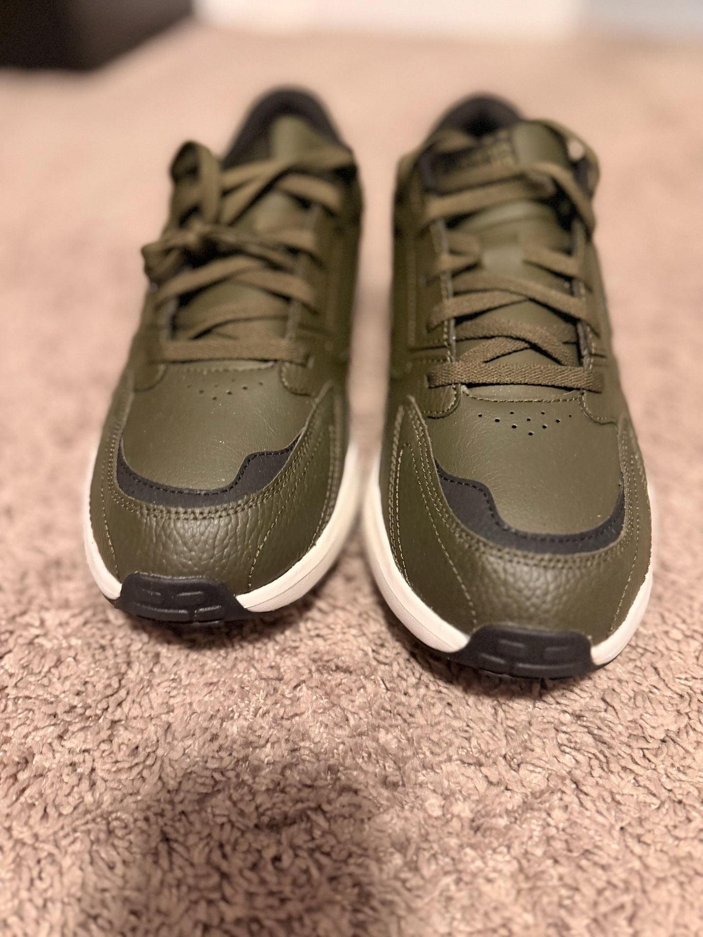 Under Armour Sneakers Size 13 Green Leather Athletic Shoes 2