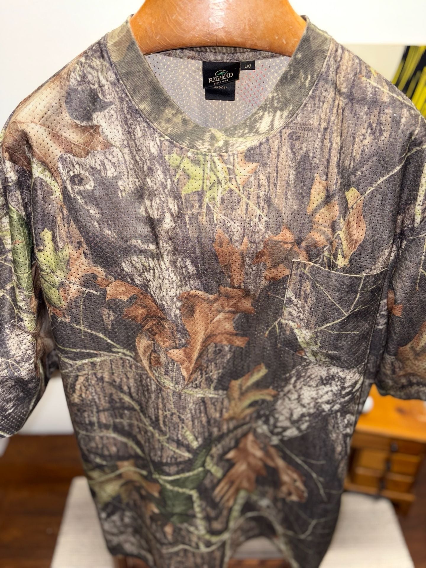 RedHead Camo Pocket T-Shirt Size L Mossy Oak Mesh Short Sleeve 9