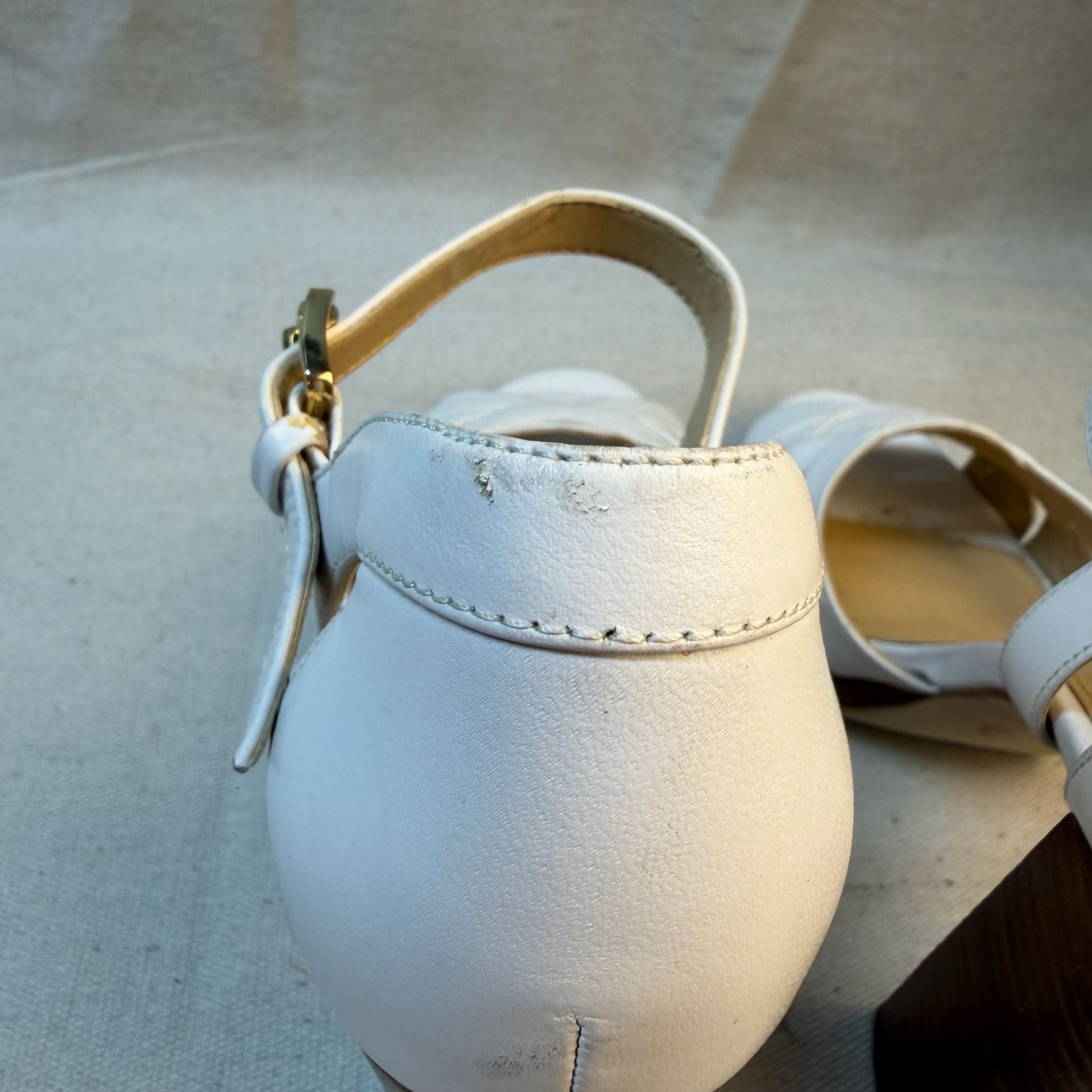 Michael Michael Kors Heels Size 7.5M White Leather Platform 7