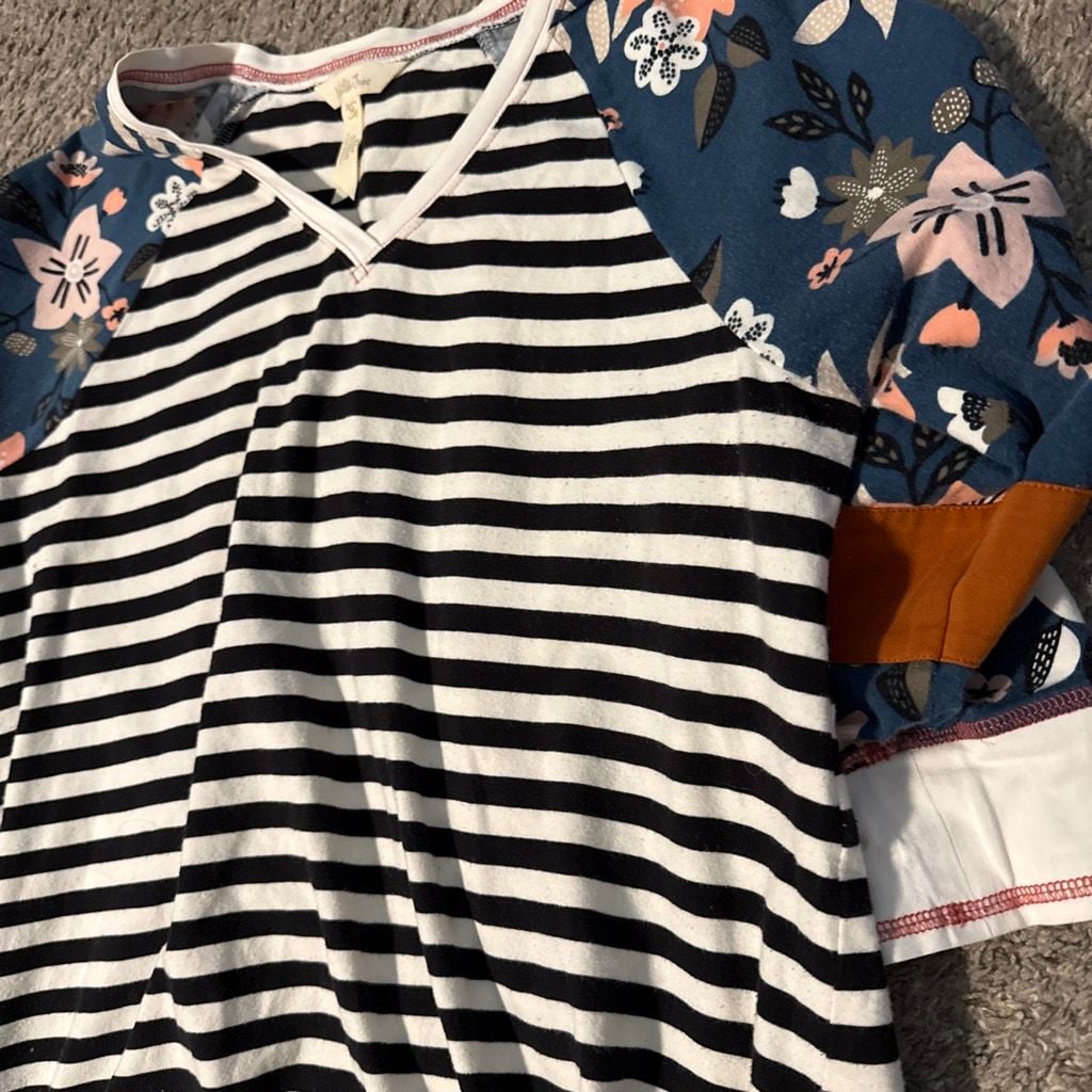 Matilda Jane T-Shirt Size M Black White Striped Floral Raglan 4