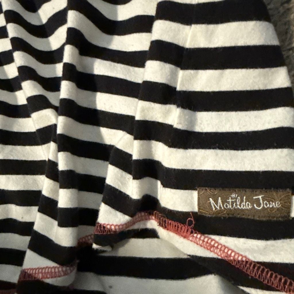 Matilda Jane T-Shirt Size M Black White Striped Floral Raglan 6