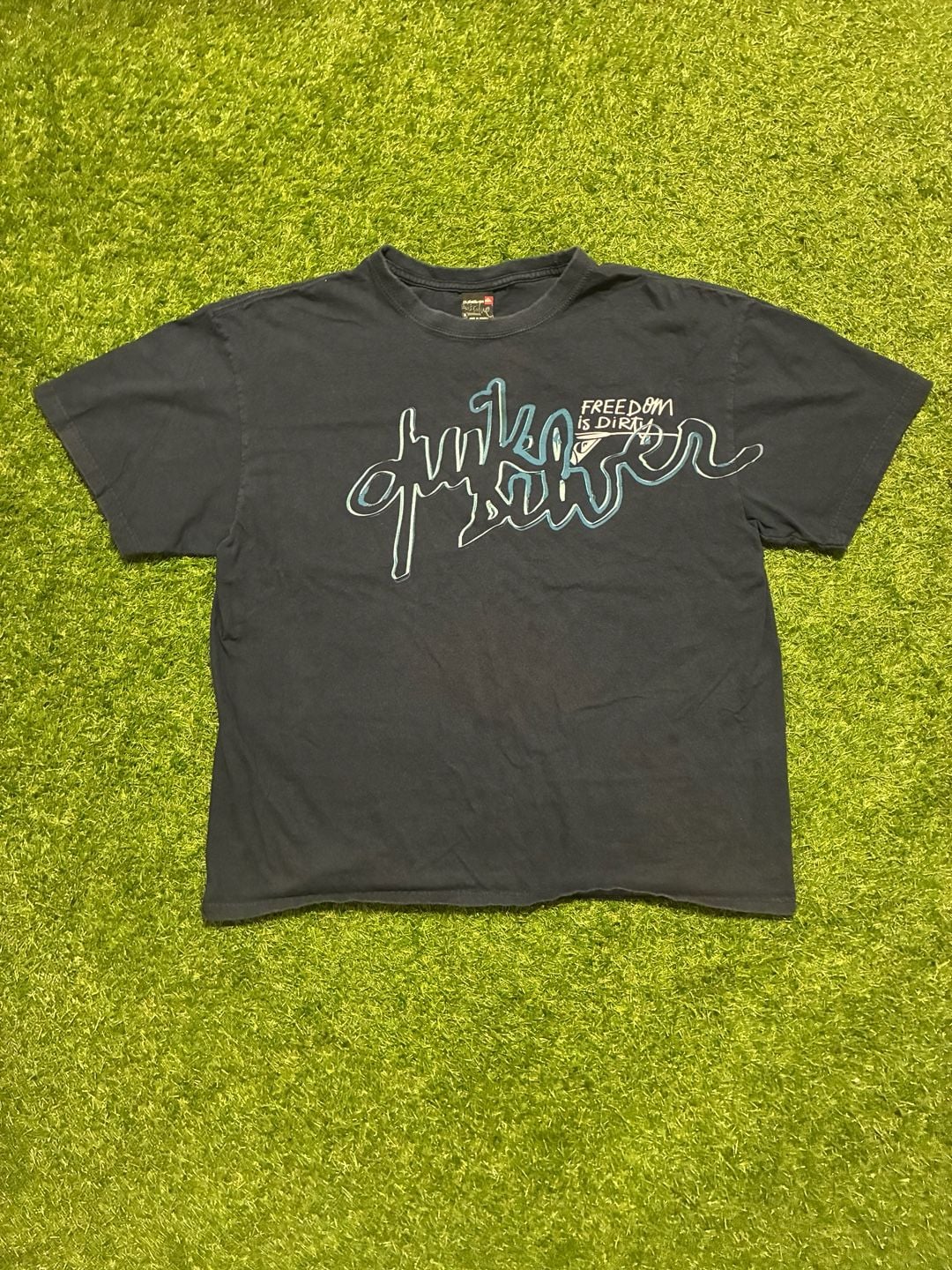 Y2K Quiksilver T-Shirt XL Black Freedom Is Dirty Graphic 2