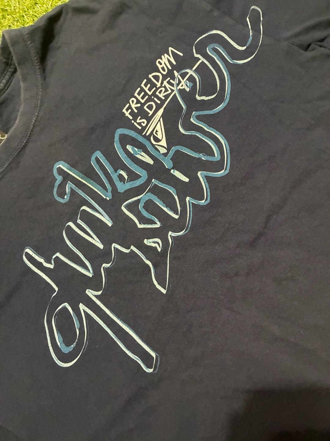 Y2K Quiksilver T-Shirt XL Black Freedom Is Dirty Graphic 3