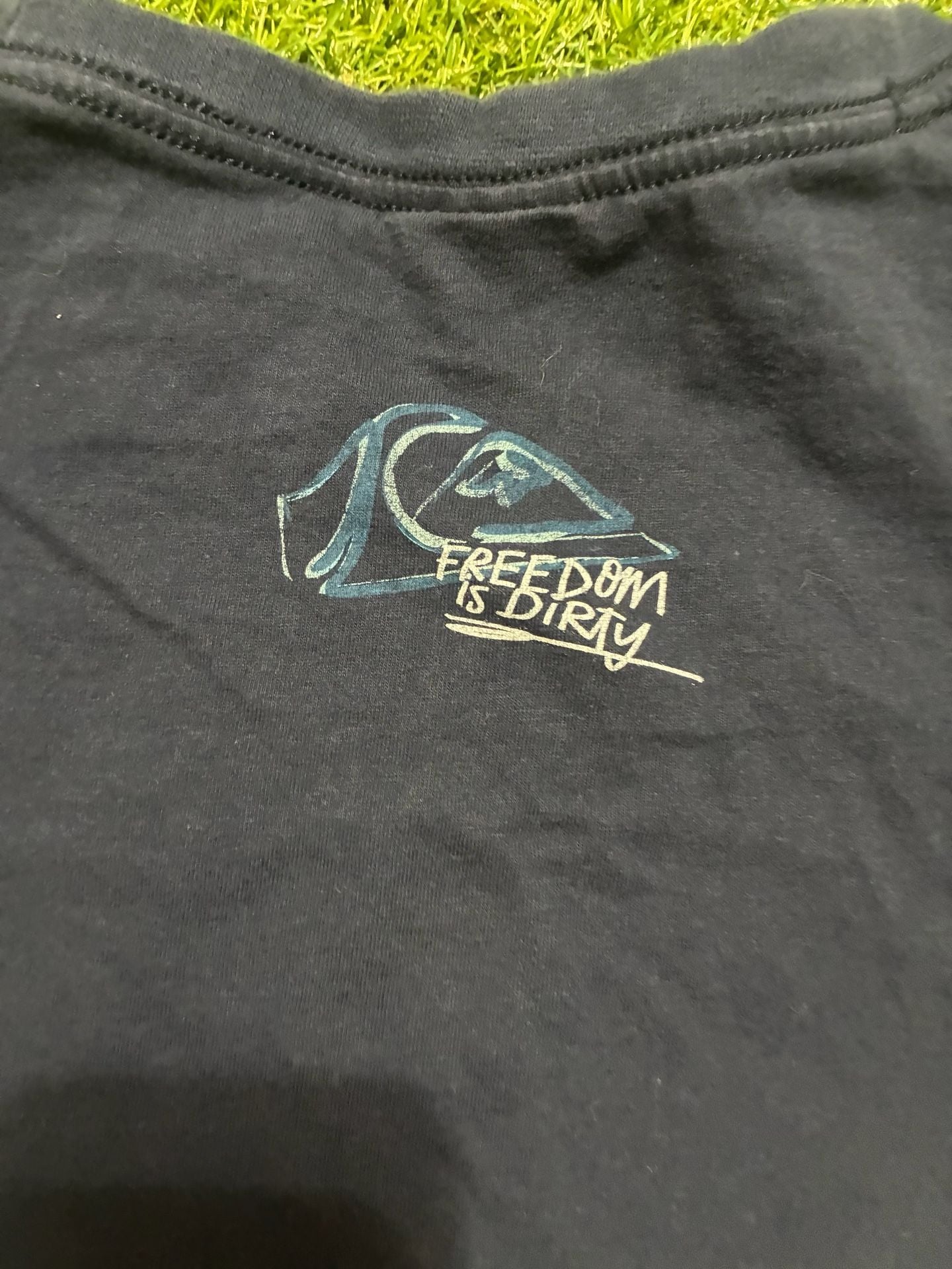 Y2K Quiksilver T-Shirt XL Black Freedom Is Dirty Graphic 7