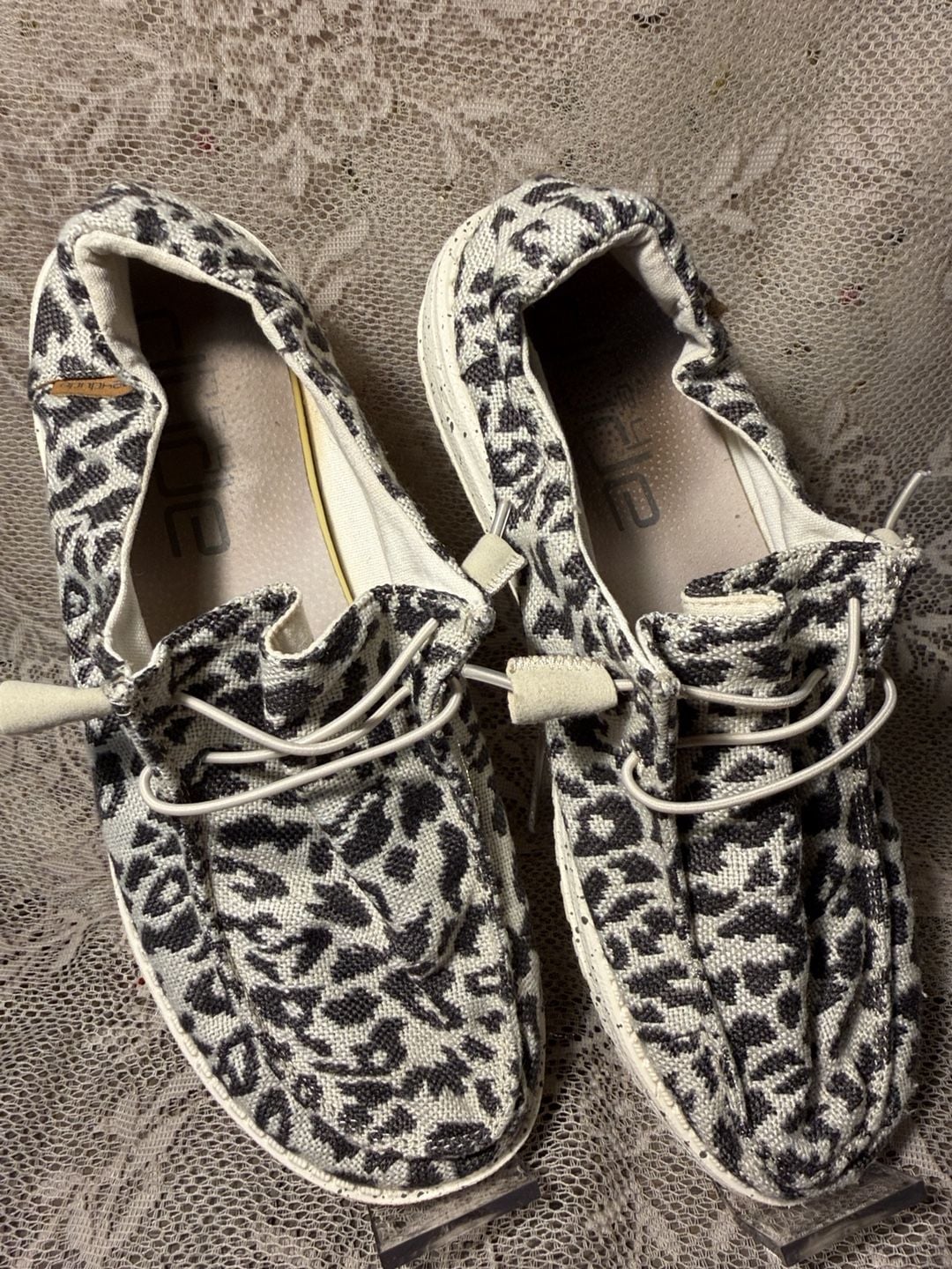 LUS 18 Hey Dude Wendy Woven Cheetah Size 10 Gray Animal Print 2
