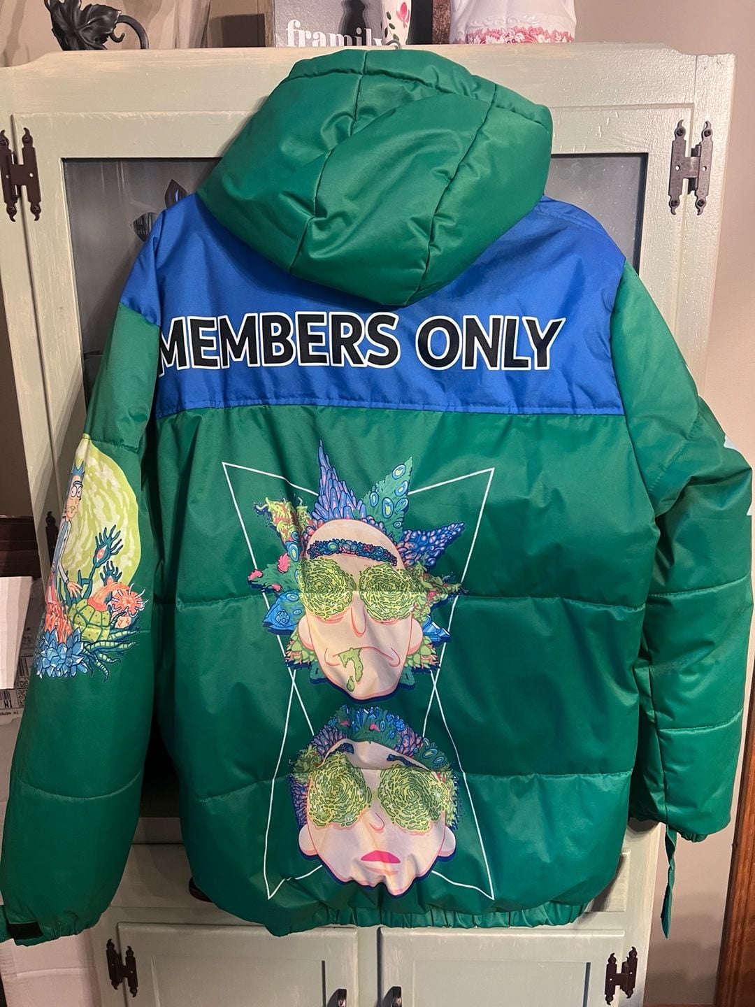 Members Only Rick And Morty Color Block Green and Blue Puffer Jacket Large 8