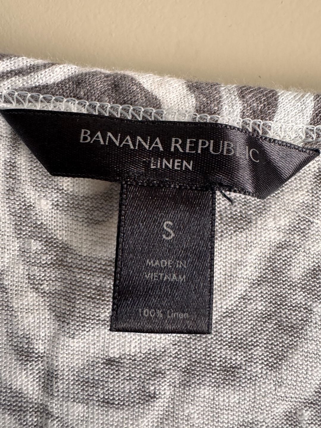 Banana Republic Linen T-Shirt Size S Gray Zebra Print 100% Linen 3