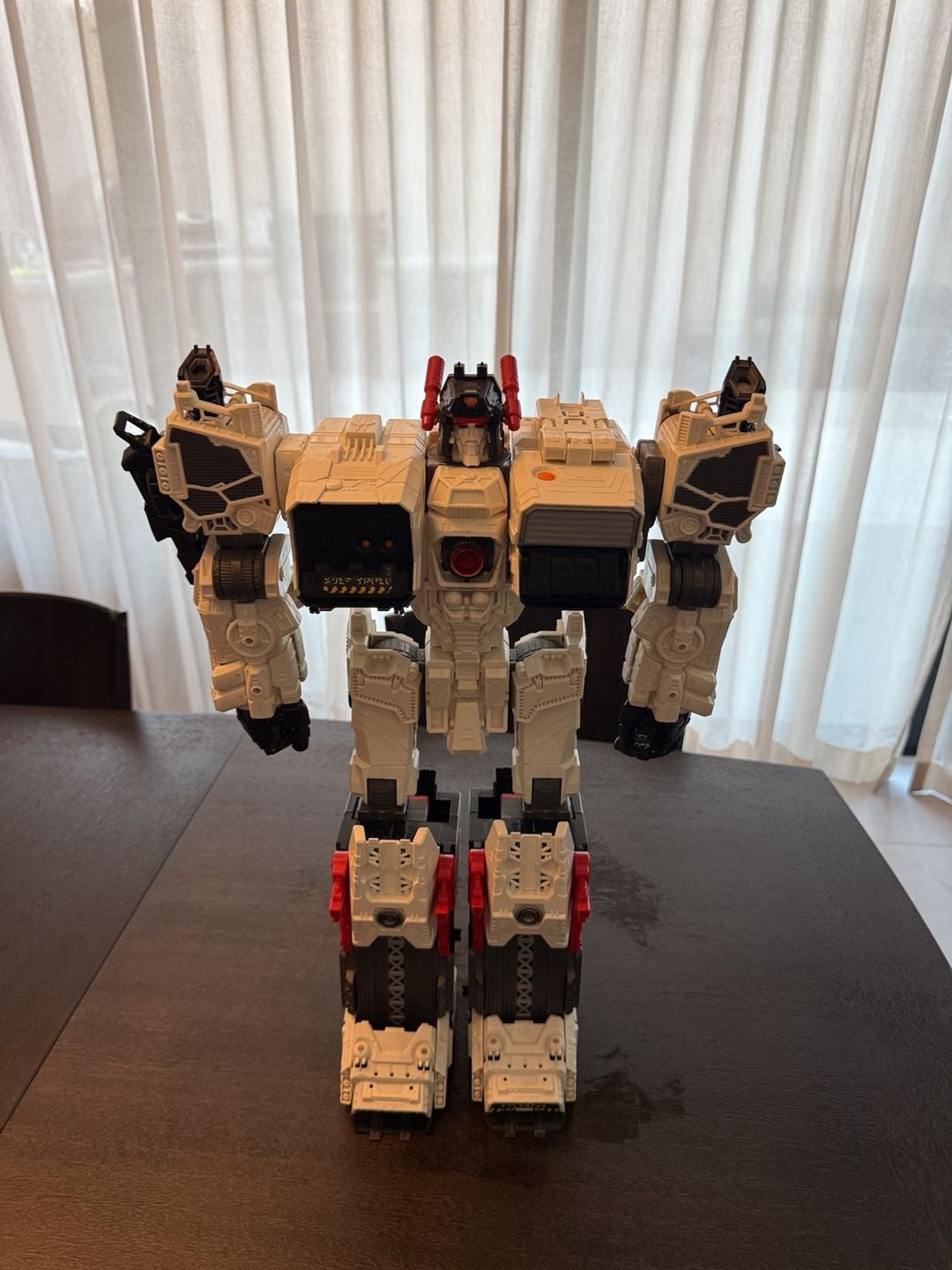 Hasbro Transformers Generations Siege Omega Supreme Action Figure rare 7