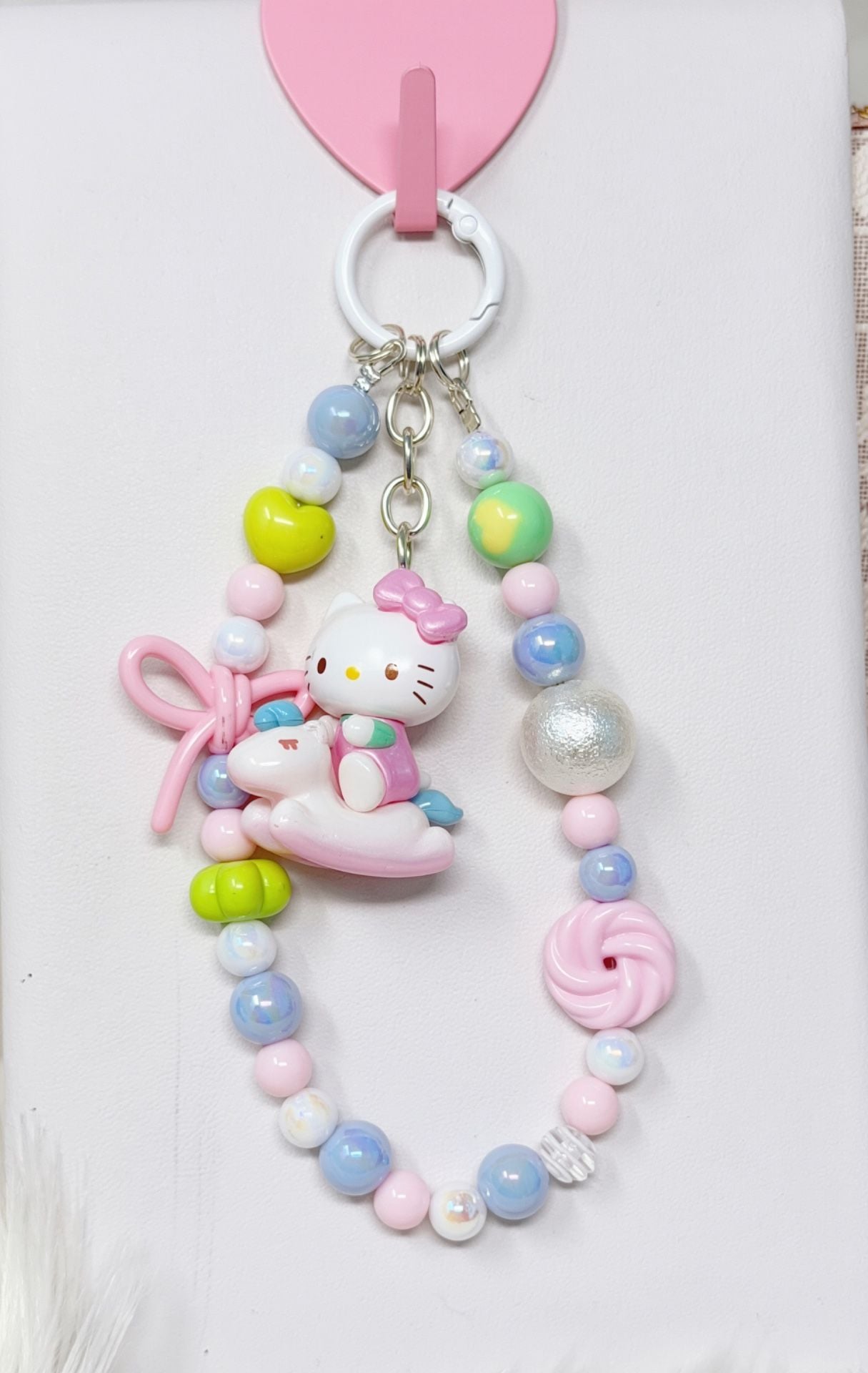6 pieces handmade beaded Hello Kitty charm 2